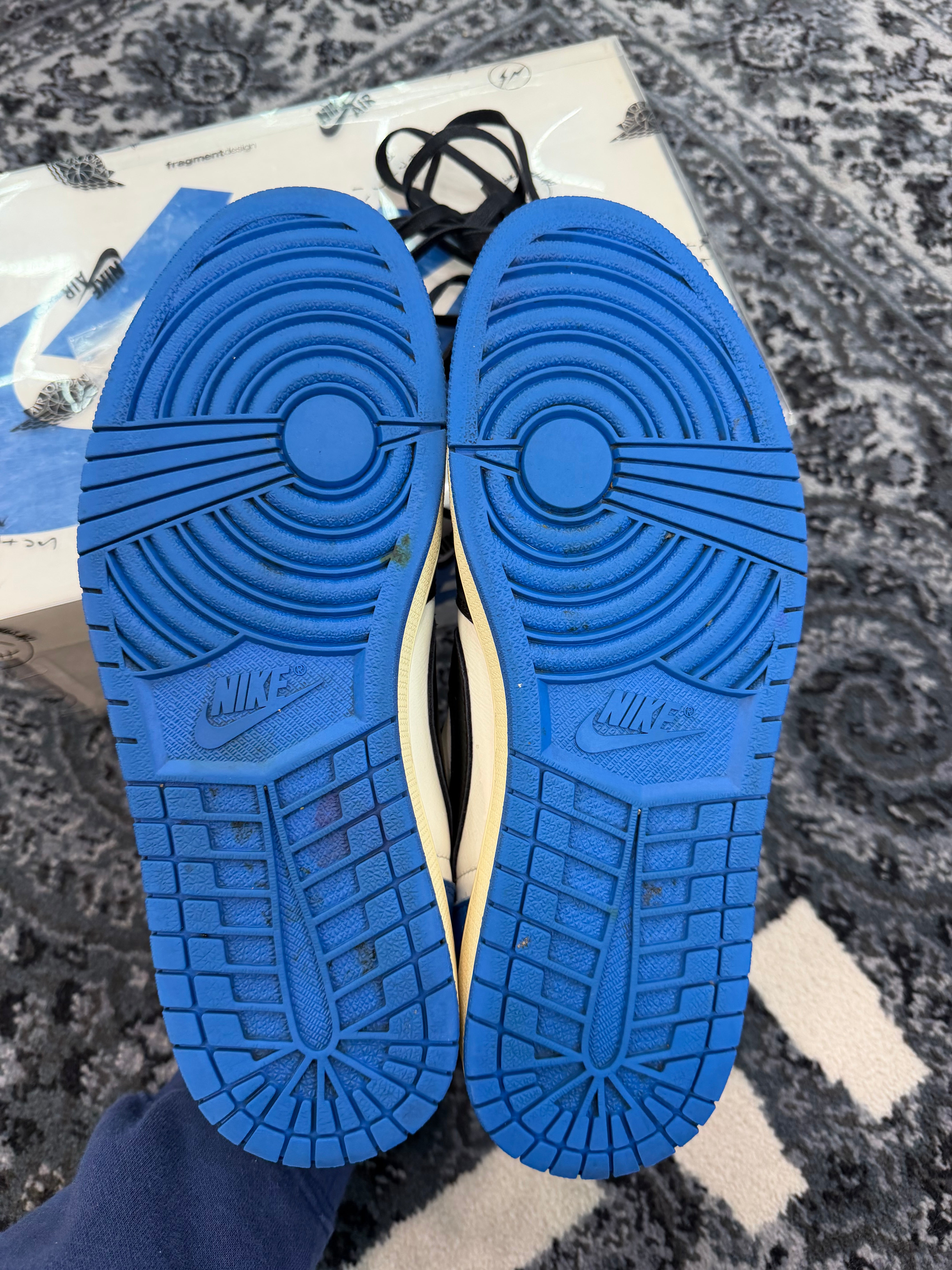 Jordan 1 Low x Travis Scott “Fragment”