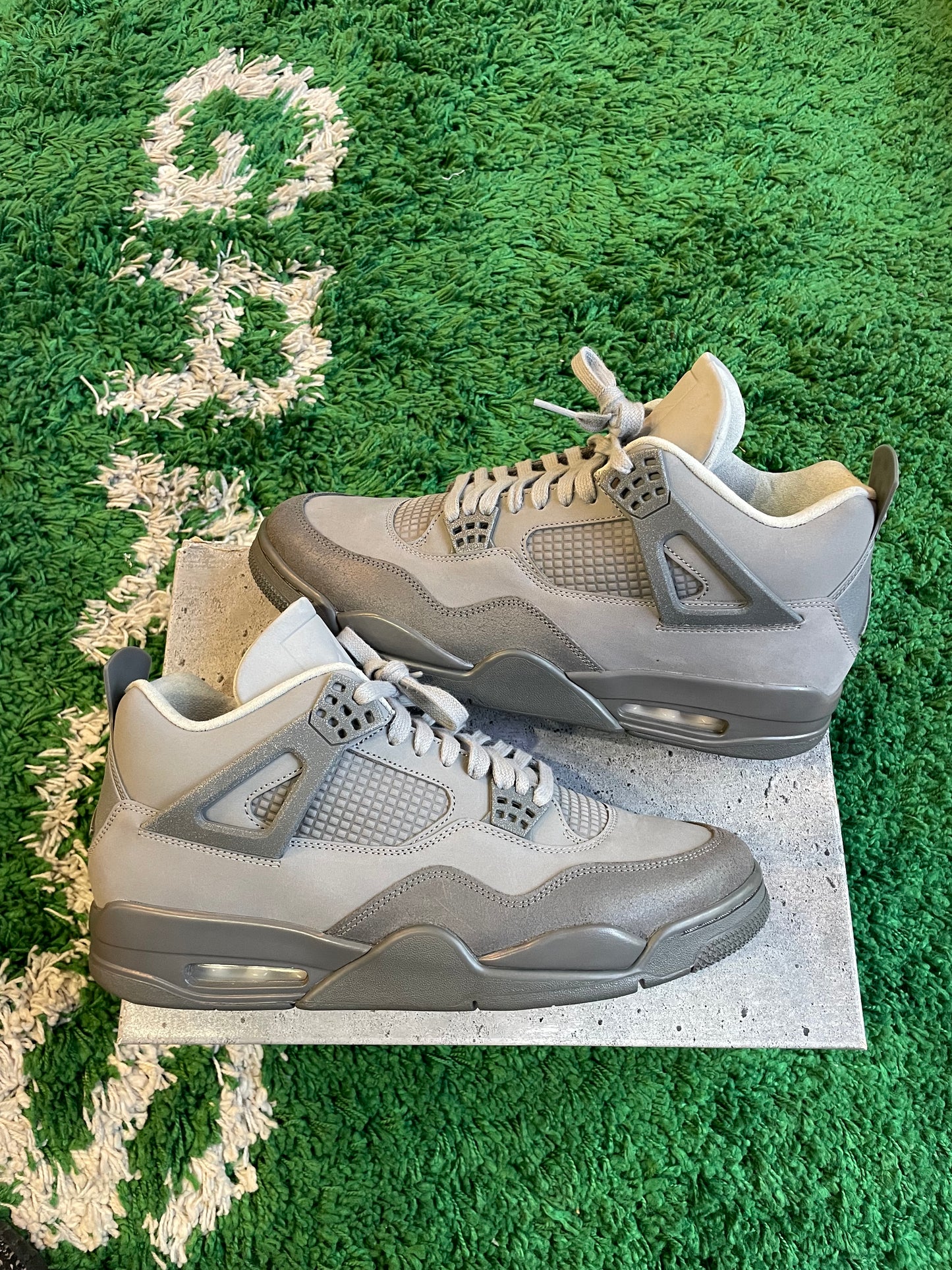Jordan 4 “Wet Cement”