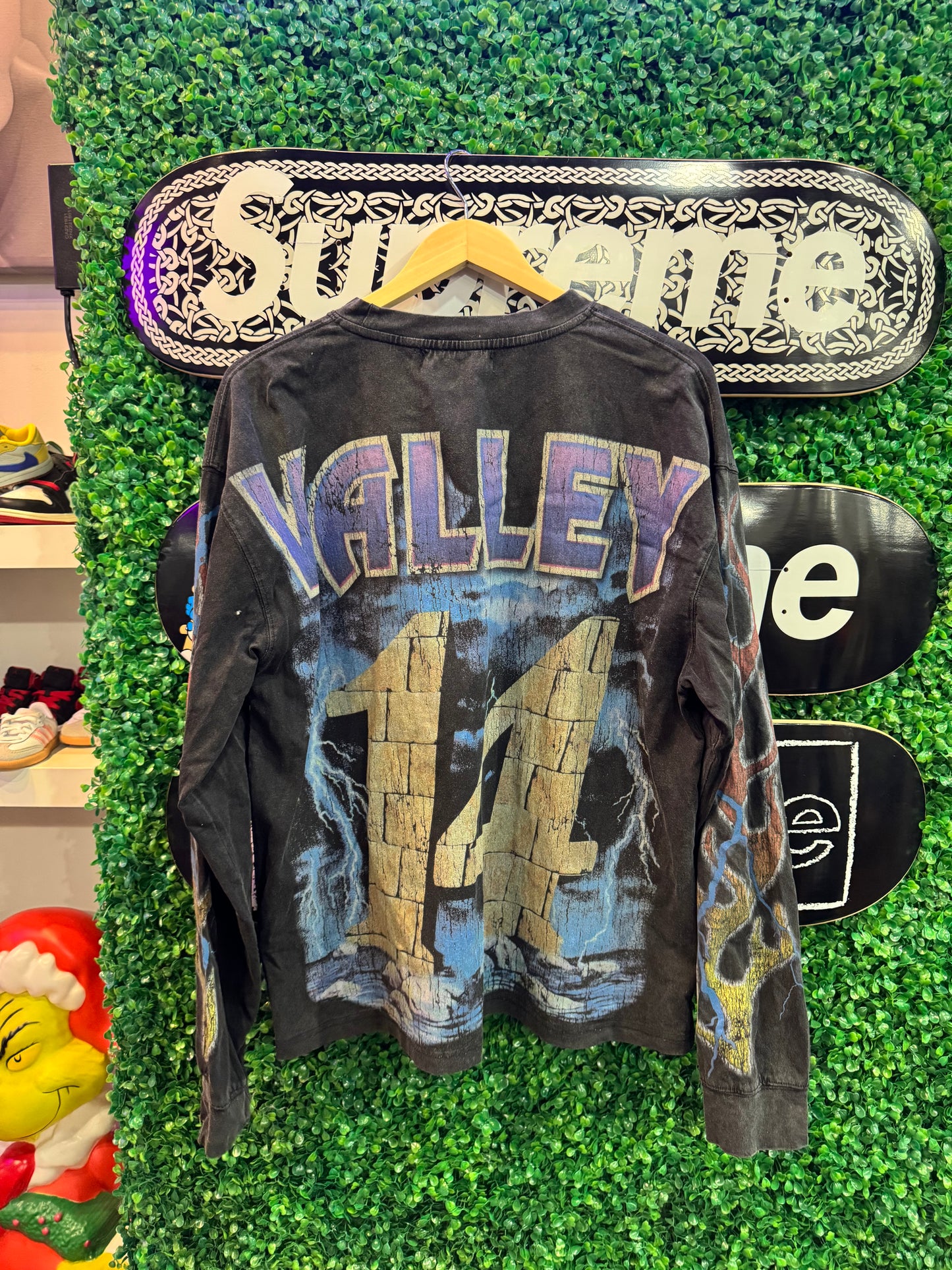 Vale Forever Race Wars Long Sleeve Black