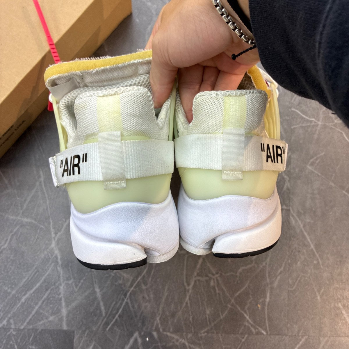 Nike Air Presto Off-White White (2018) - Image 2