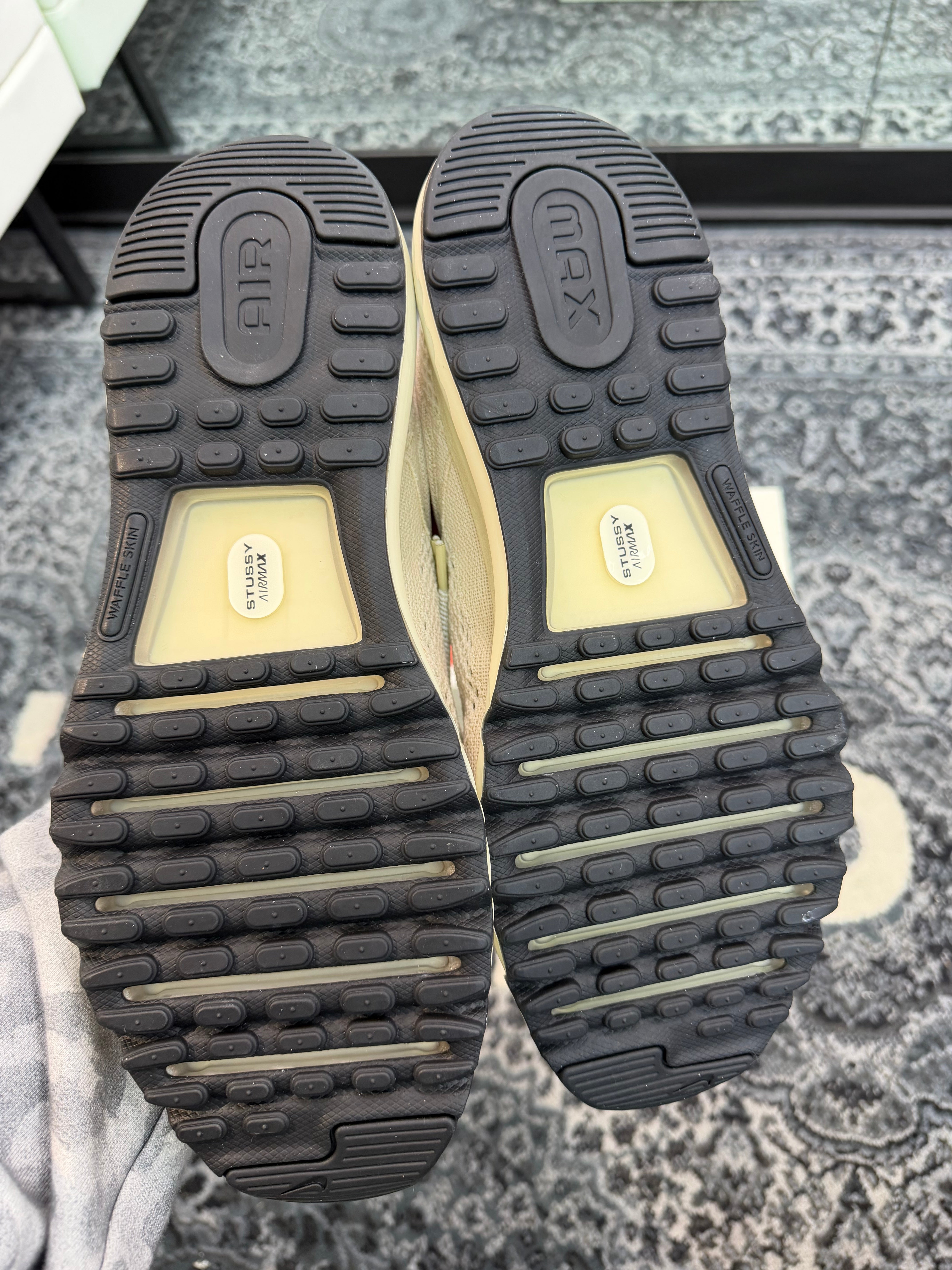 Nike Air Max 2013 “Stussy Fossil”