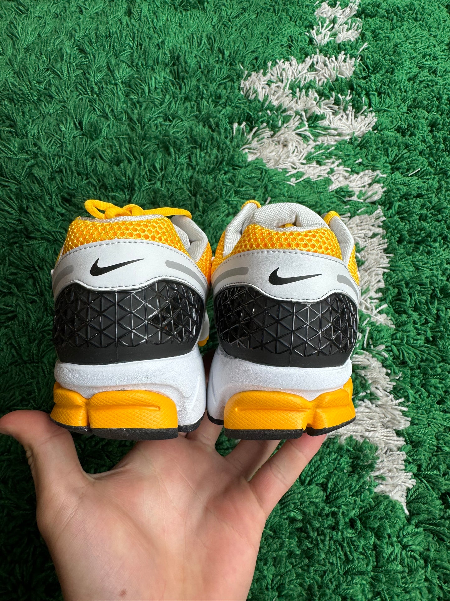 Nike Zoom Vomero 5 “Laser Orange”