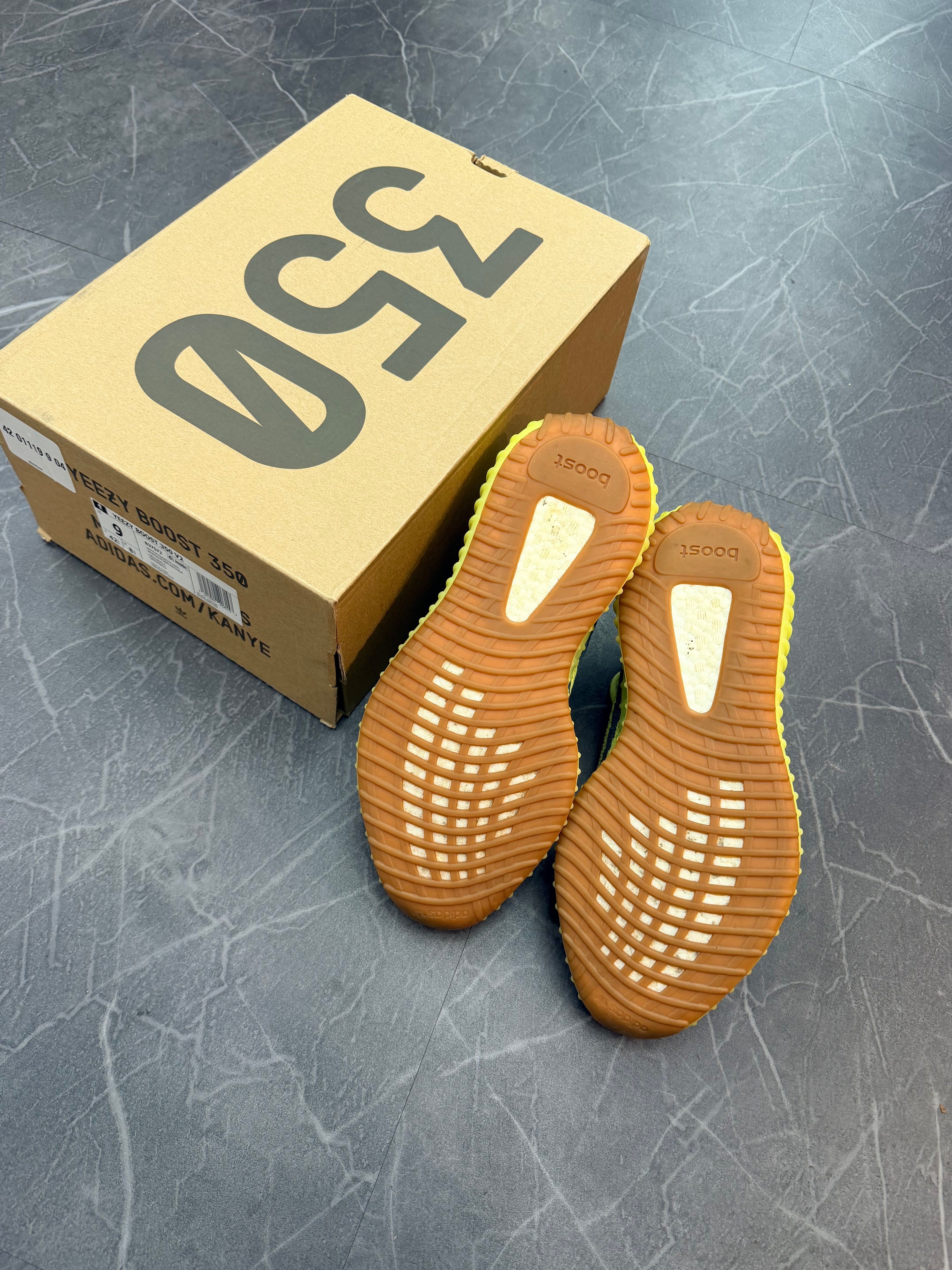 Yeezy Boost 350 “Semi Frozen Yellow”