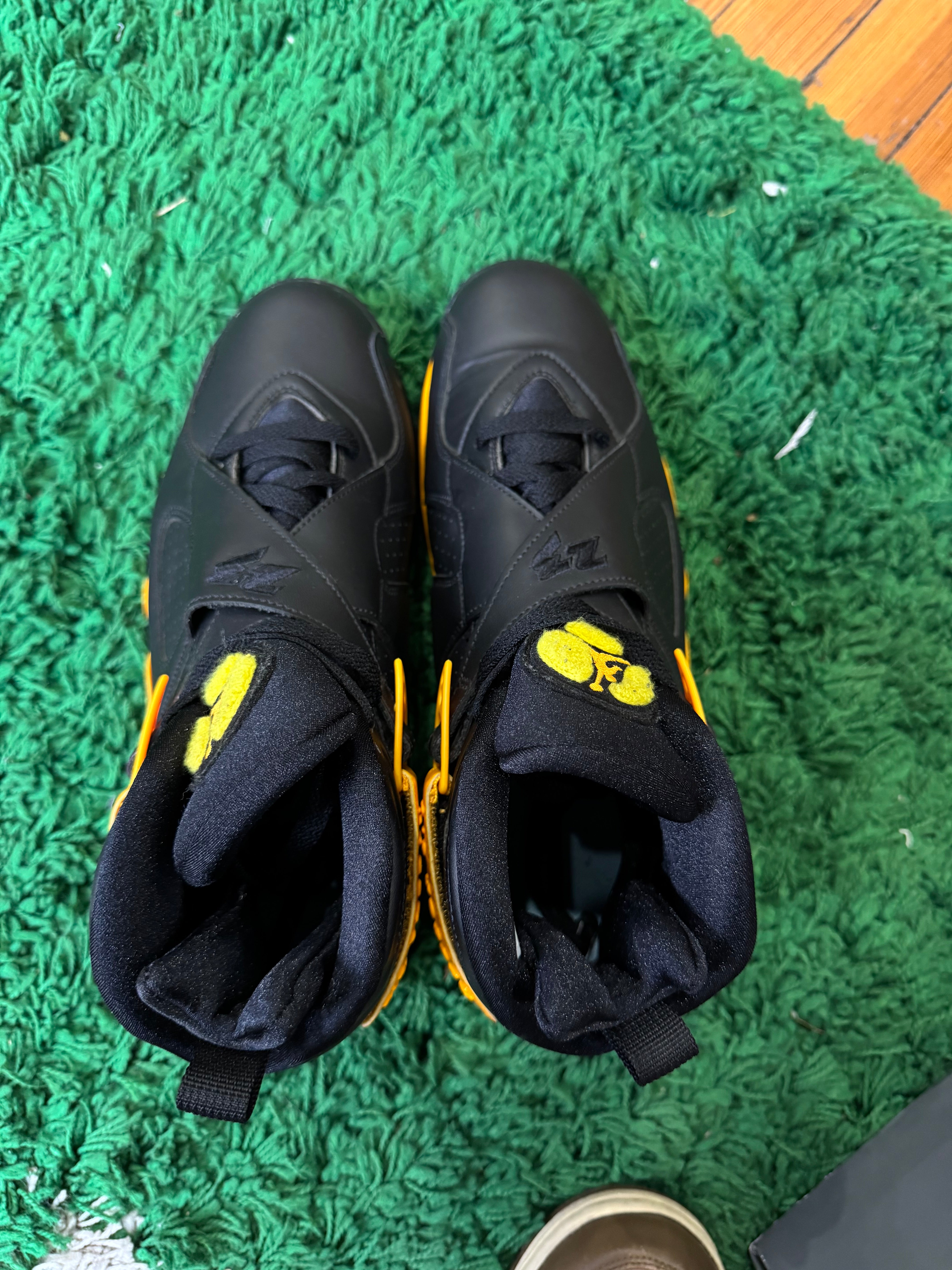 Jordan 8 “Taxi Yellow Black”