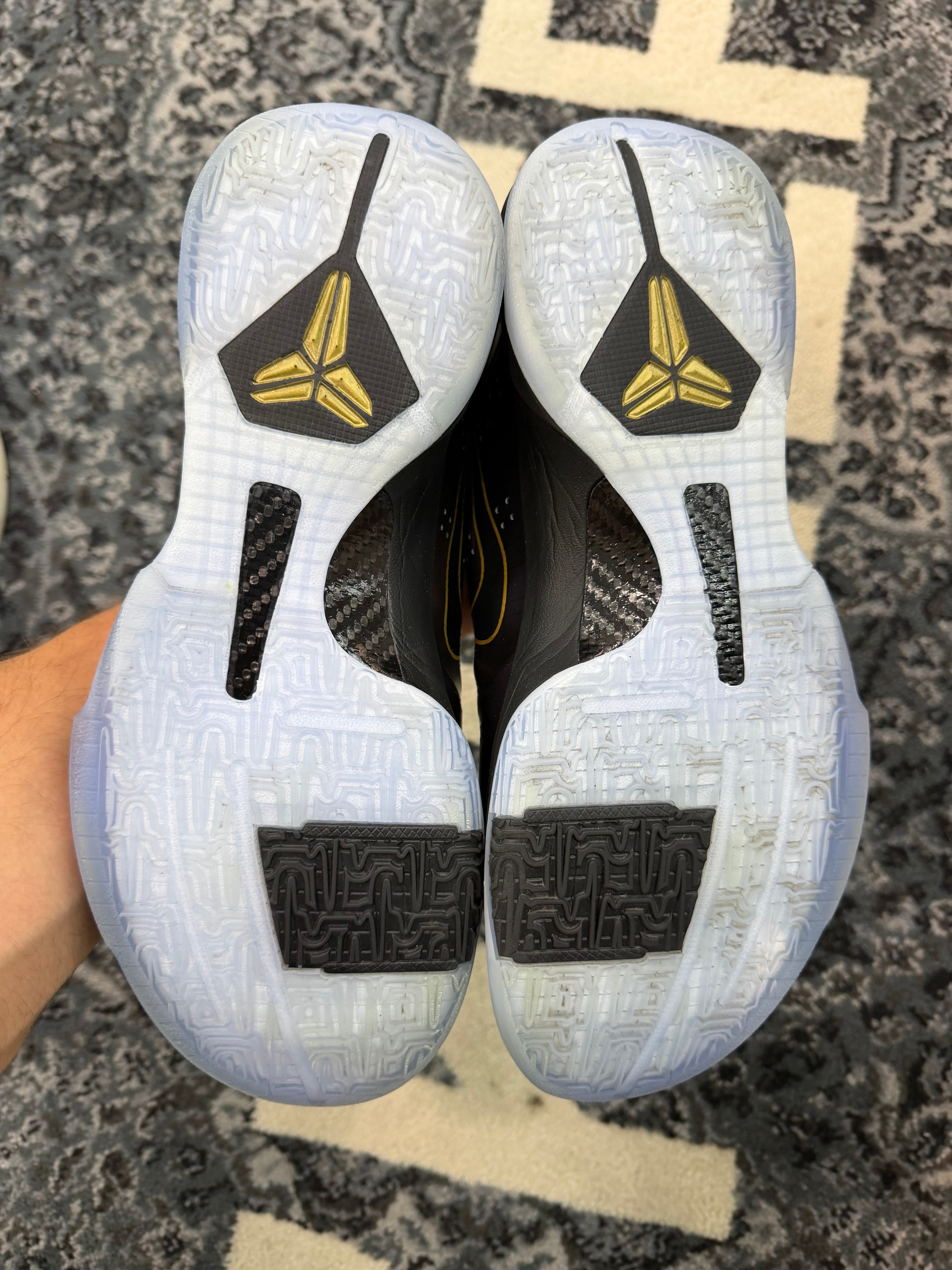 Kobe 5 Year Of Mamba “Eggplant”