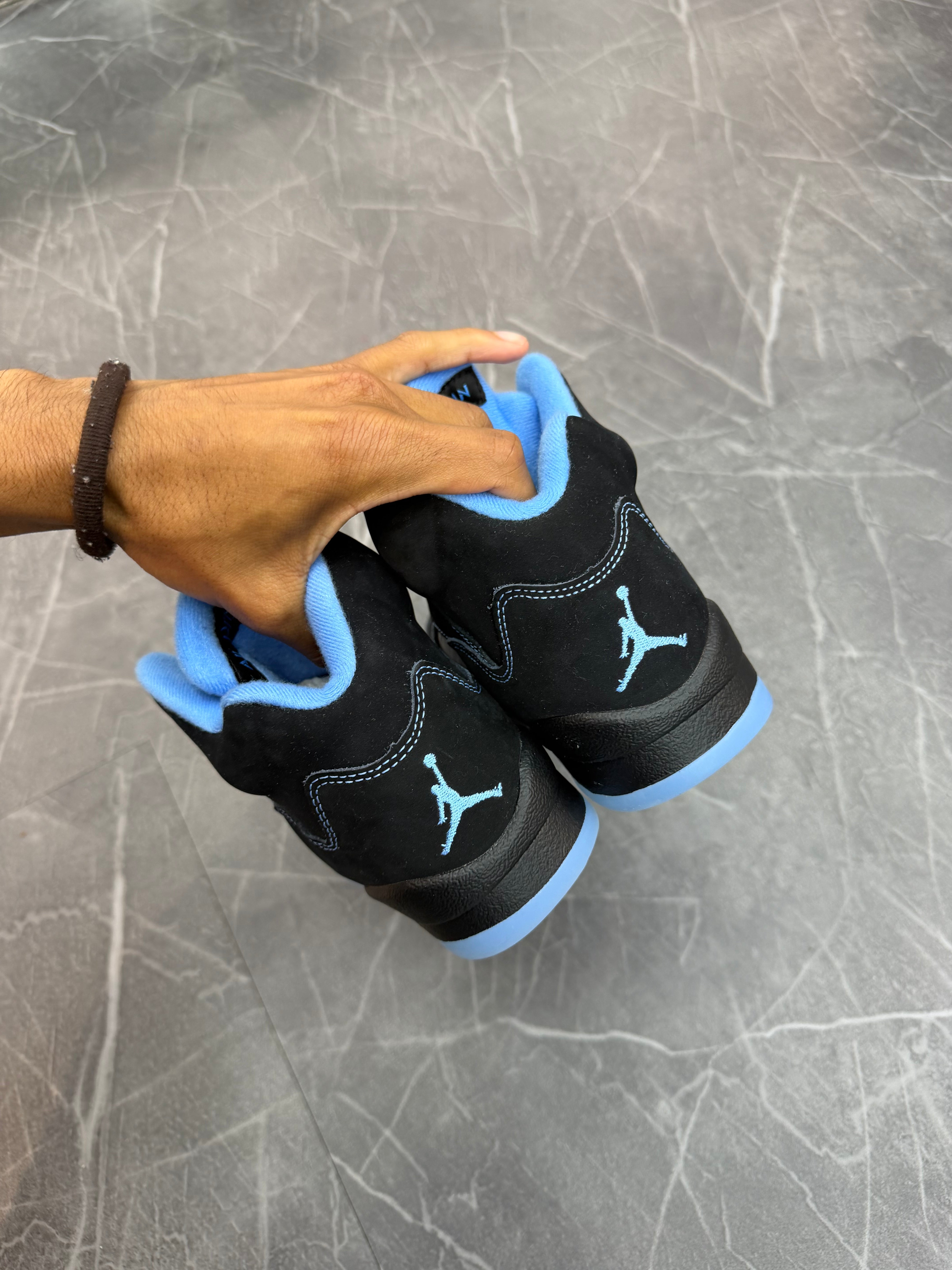 Jordan 5 “Black University Blue”