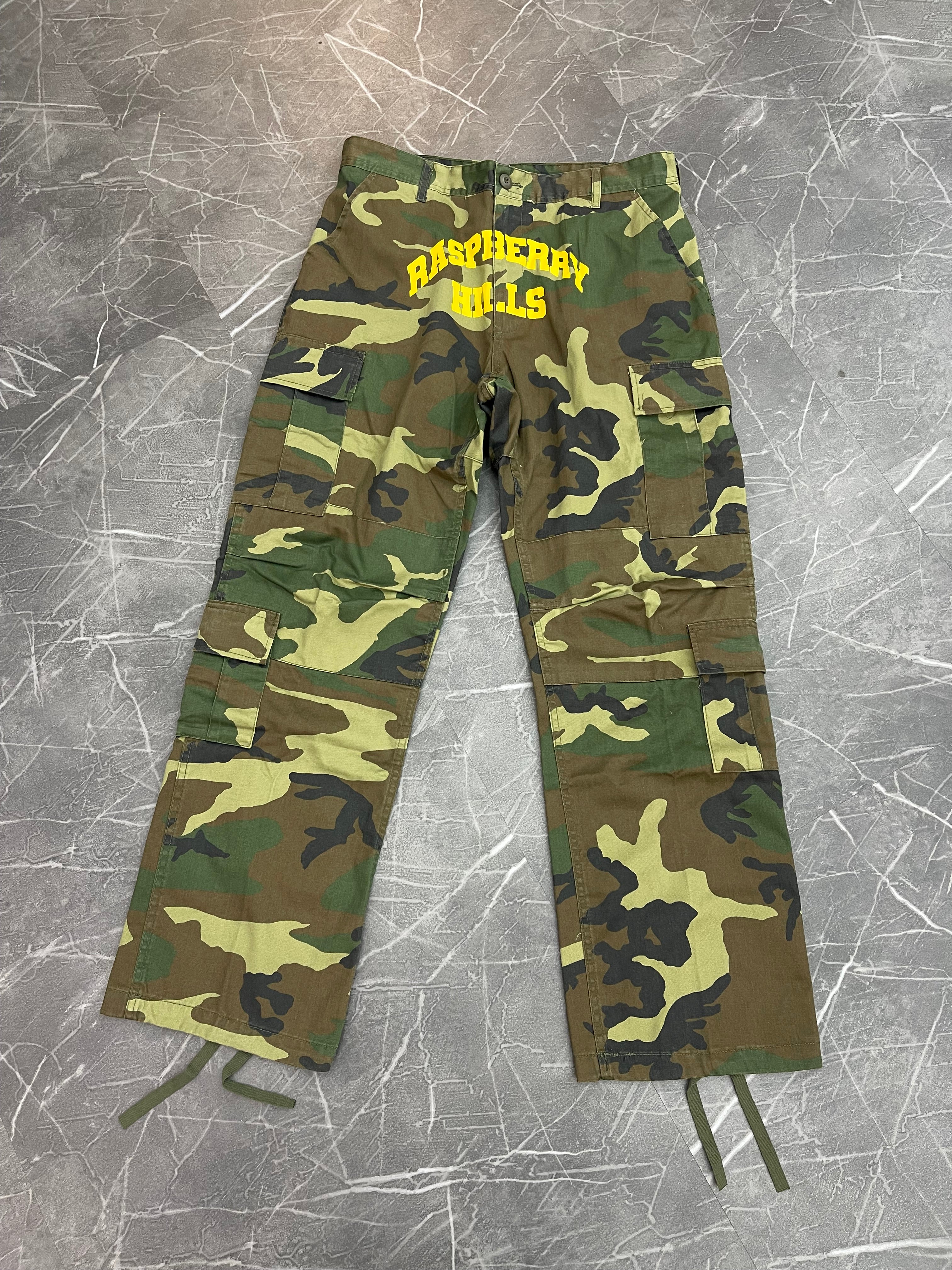 GV Gallery Raspberry Hills Army Cargos