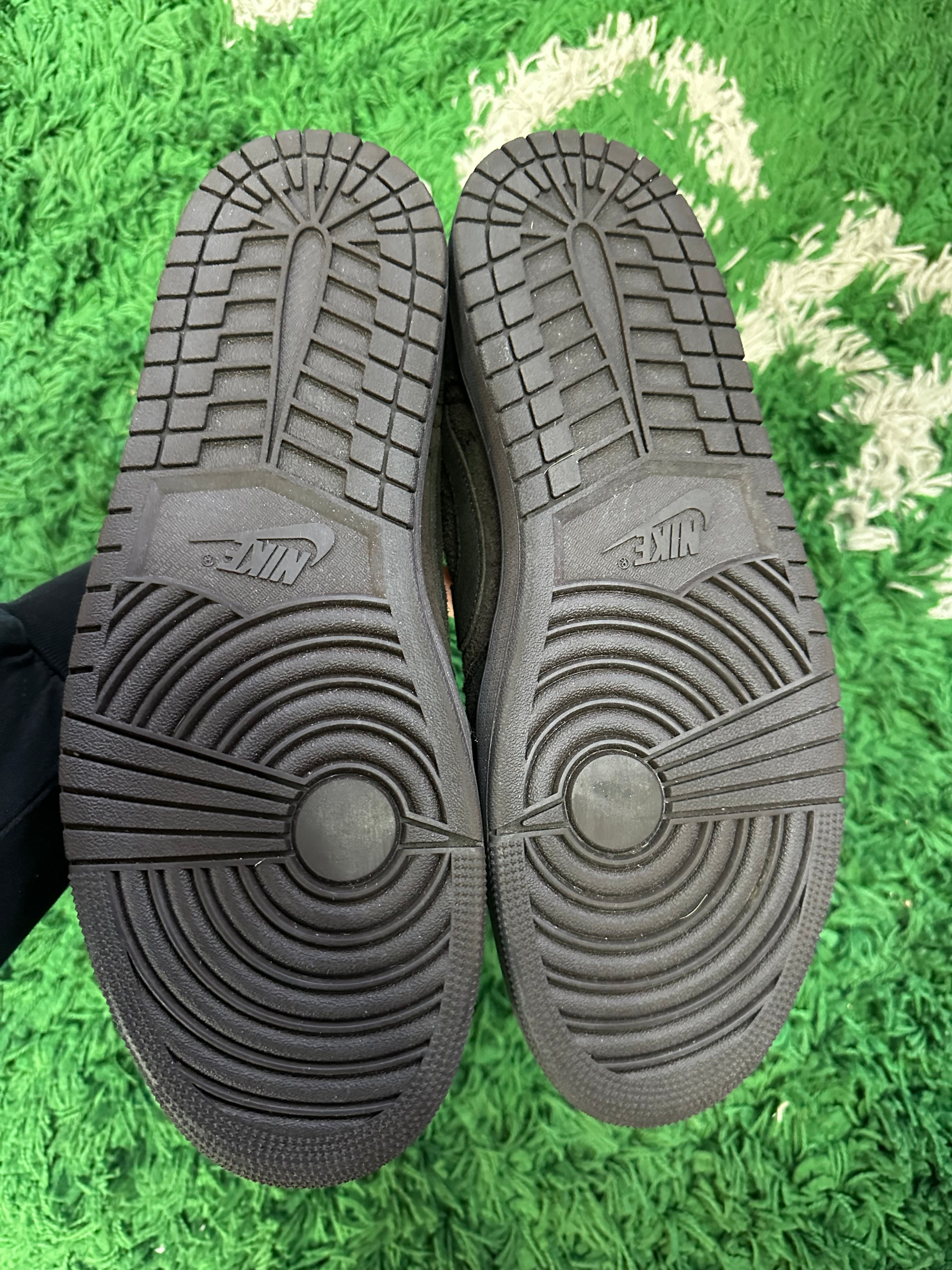 Jordan 1 Low Travis Scott “Velvet Brown”