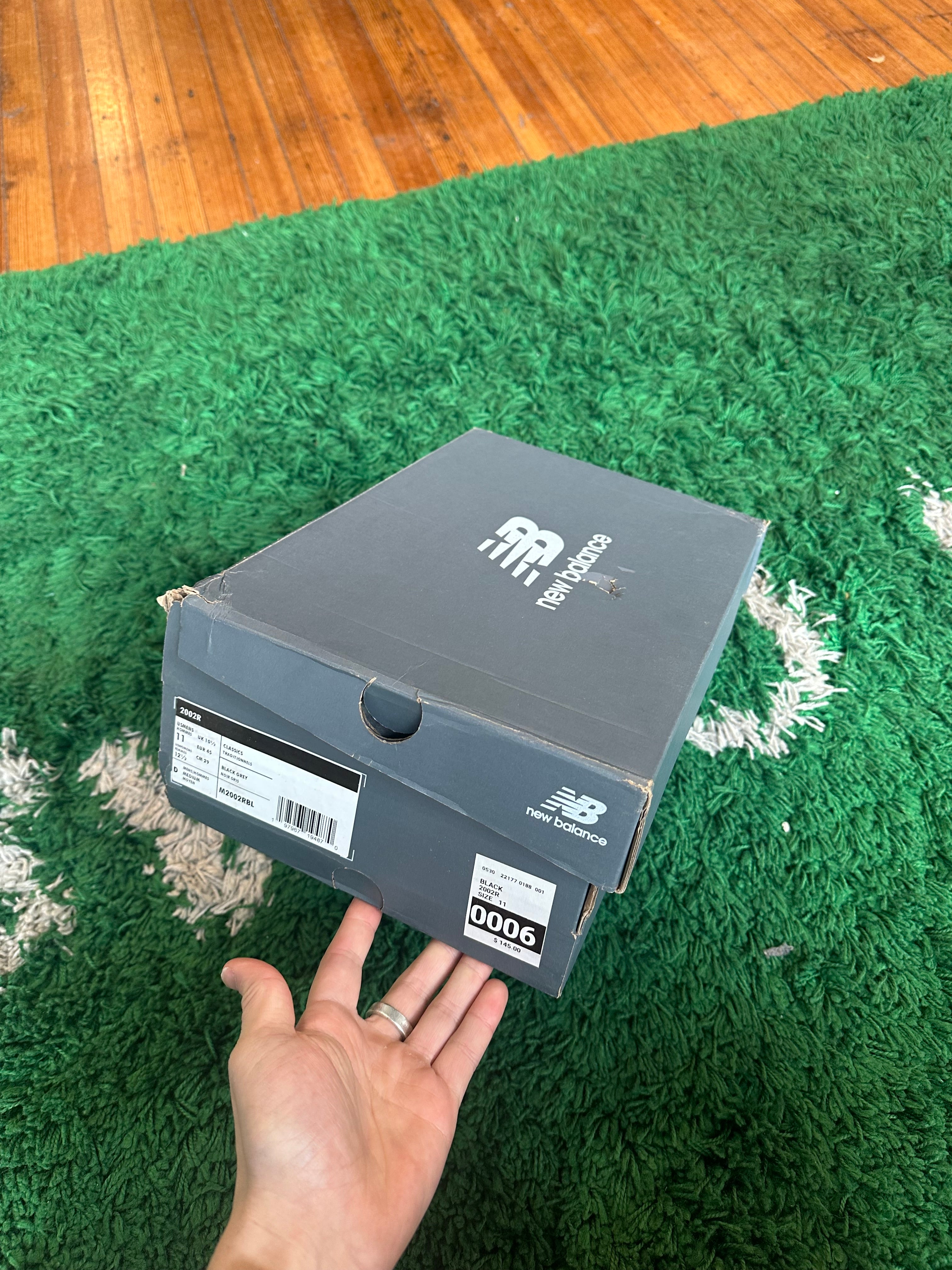 New Balance 2002R “Black Dark Grey”