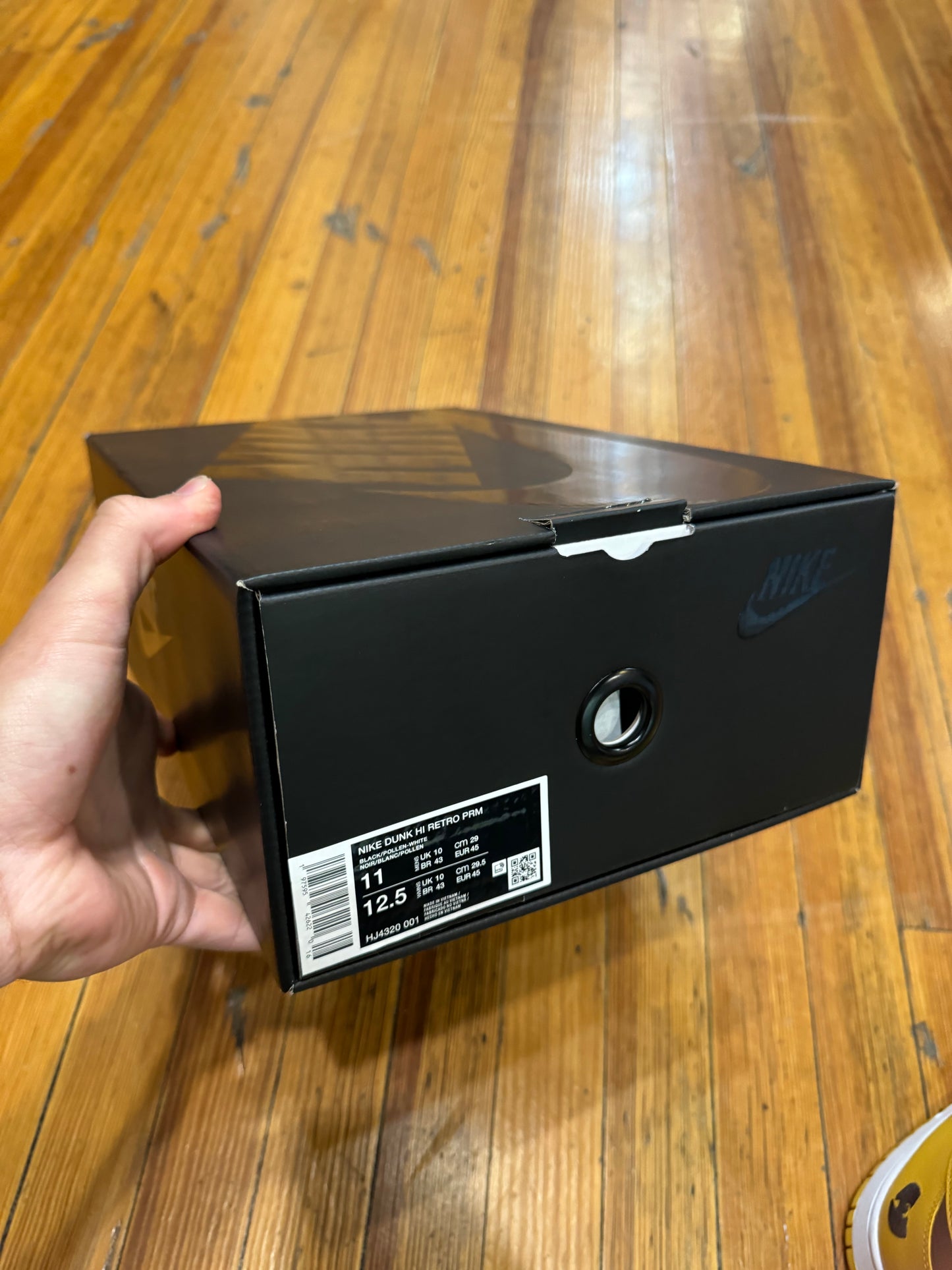 Nike Dunk High “Wu Tang”