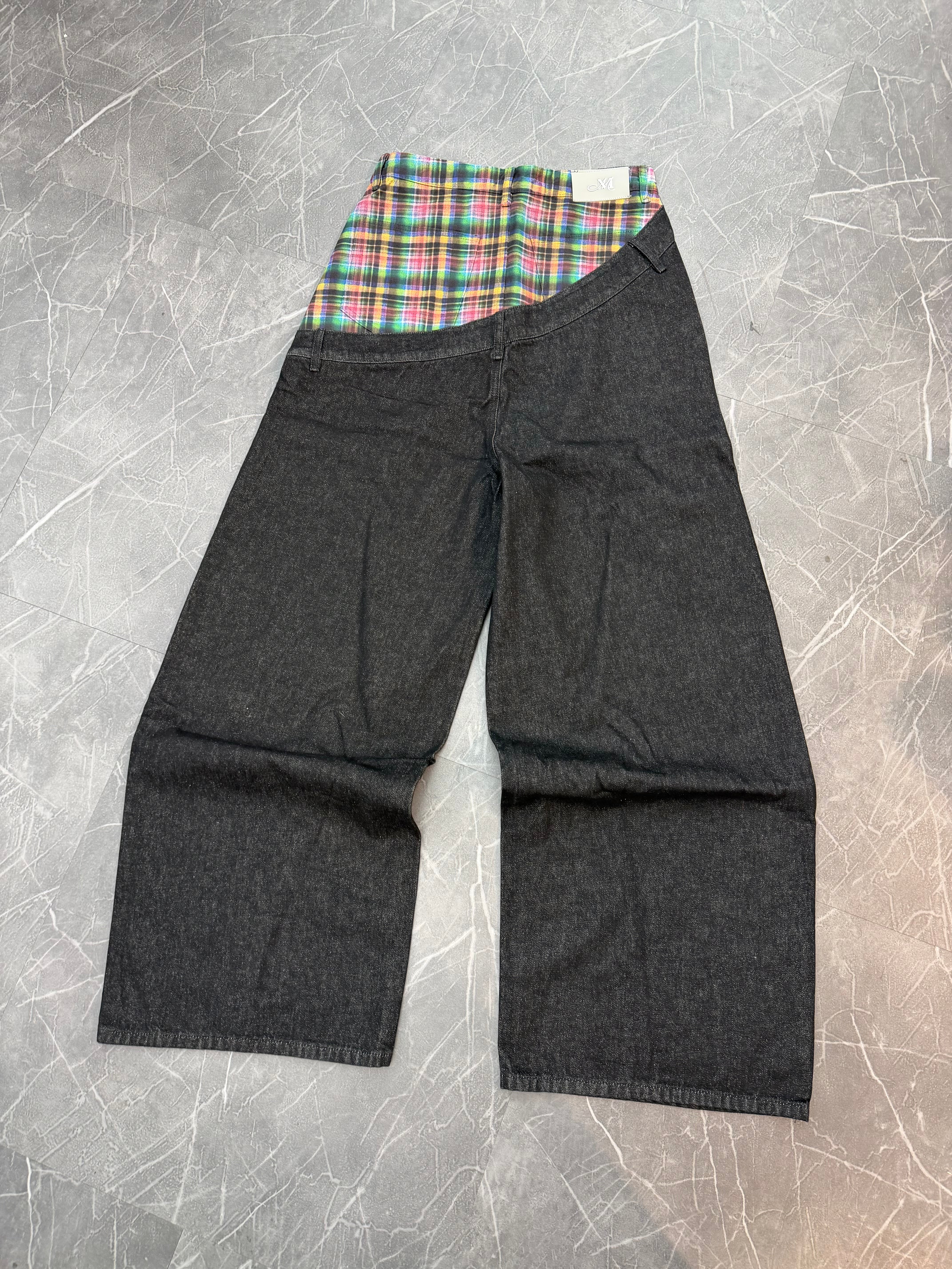 Misfit Mania Slanted Runway Denim Black