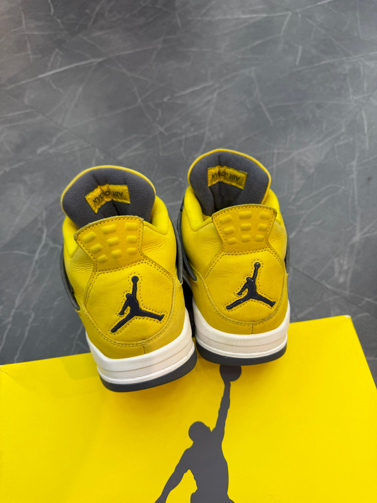Jordan 4 “Lightning”
