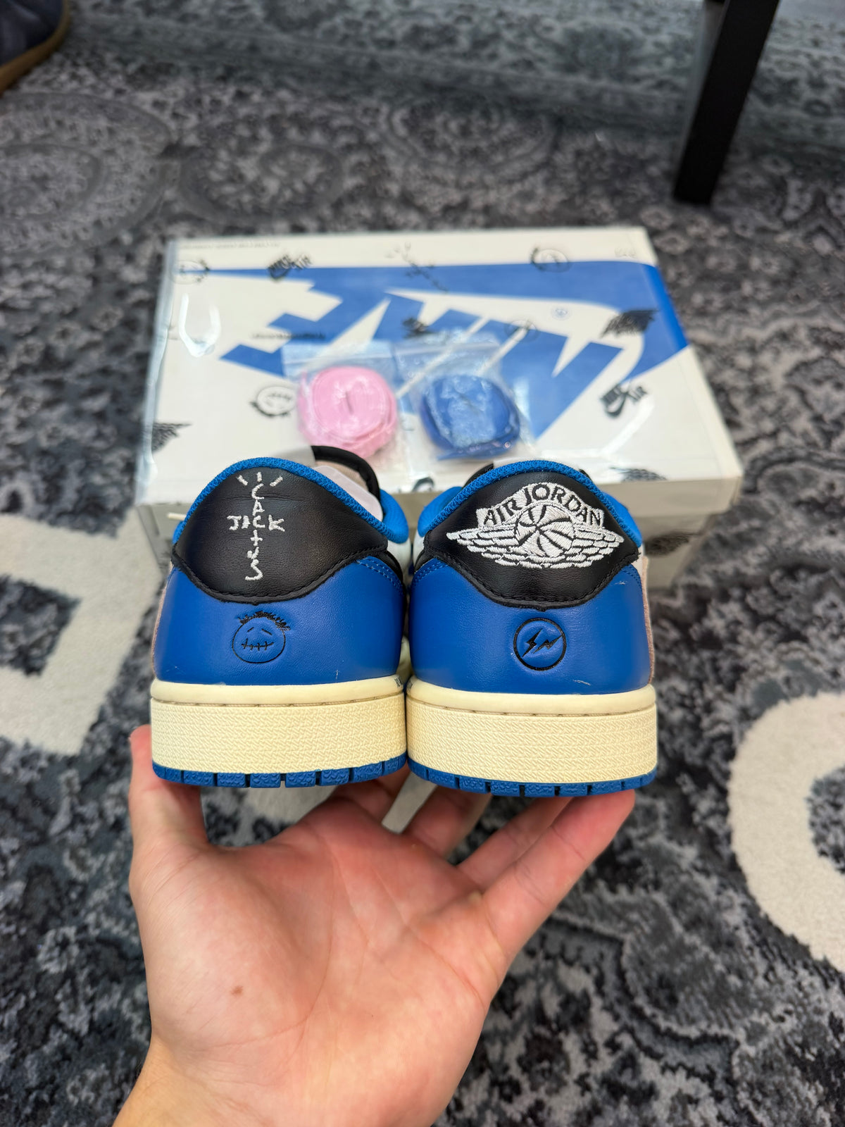 Jordan 1 Low x Travis Scott “Fragment”