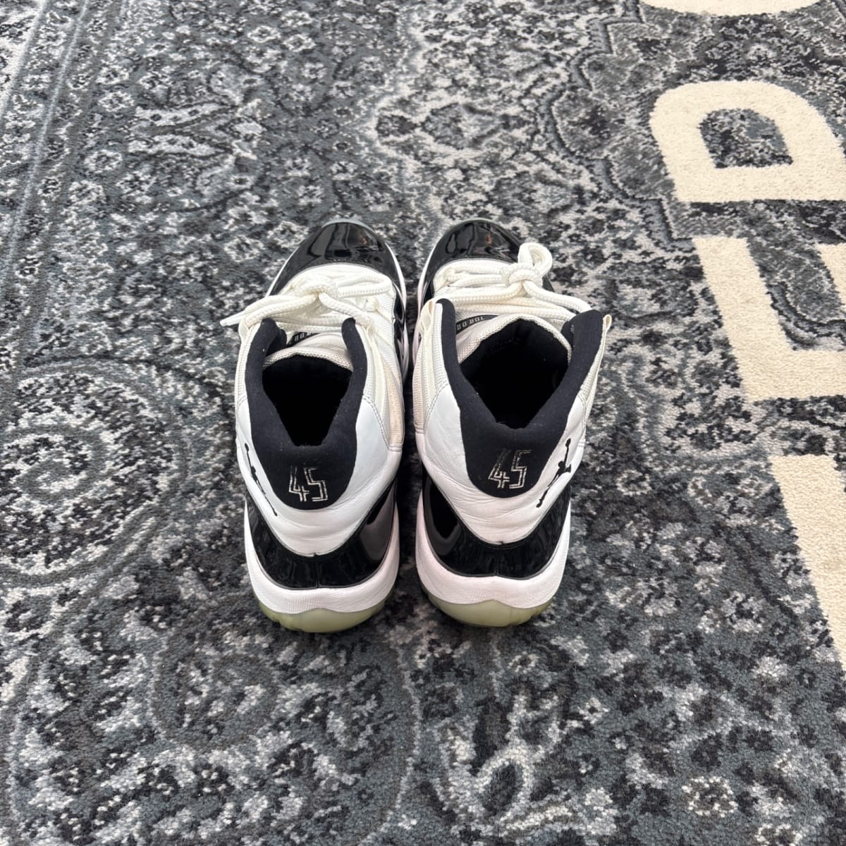 Jordan 11 Retro Concord (2018) (Size 12) (Moderately Worn)