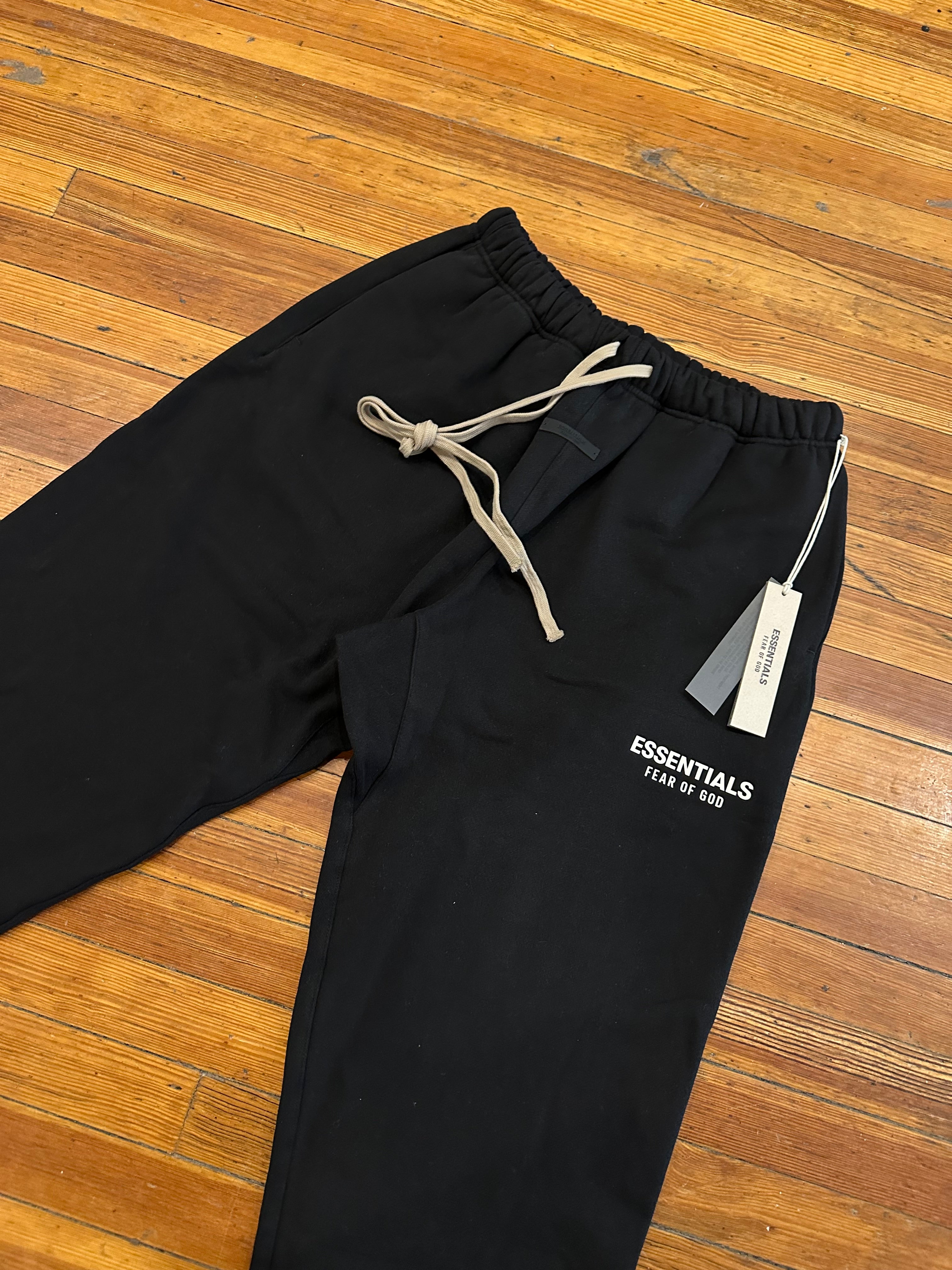 Essentials Sweatpants Black (FW24)