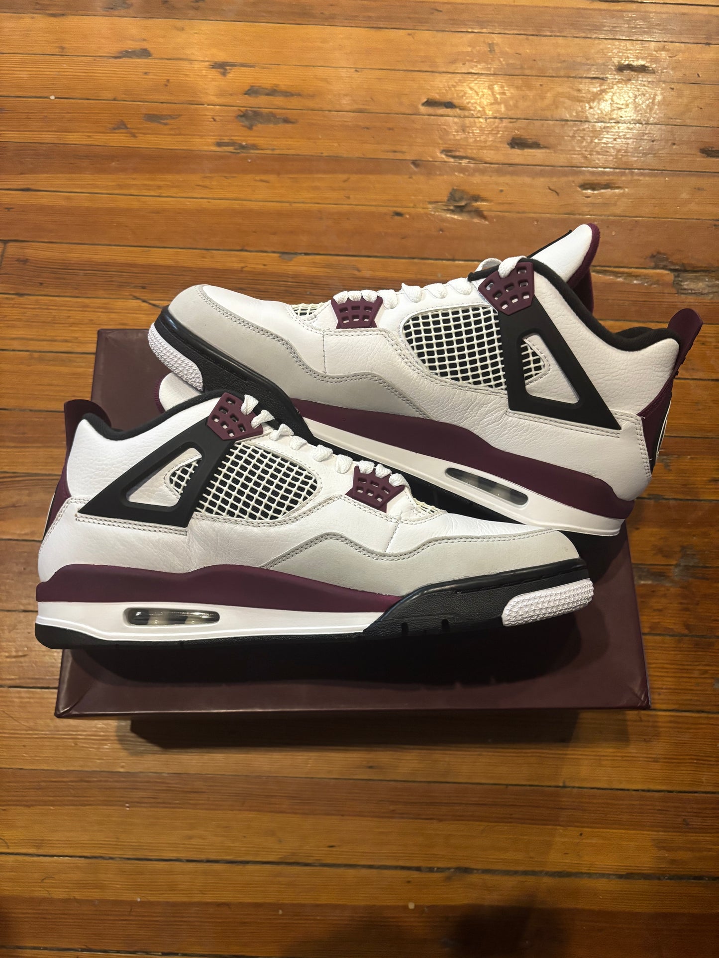 Jordan 4 “PSG”
