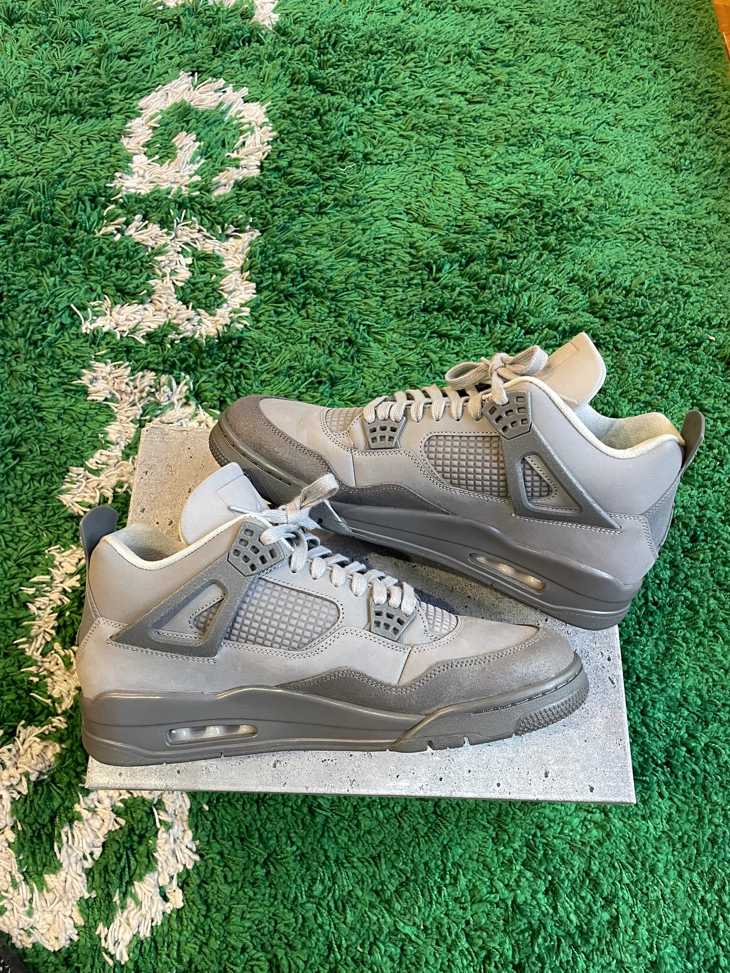 Jordan 4 “Wet Cement”