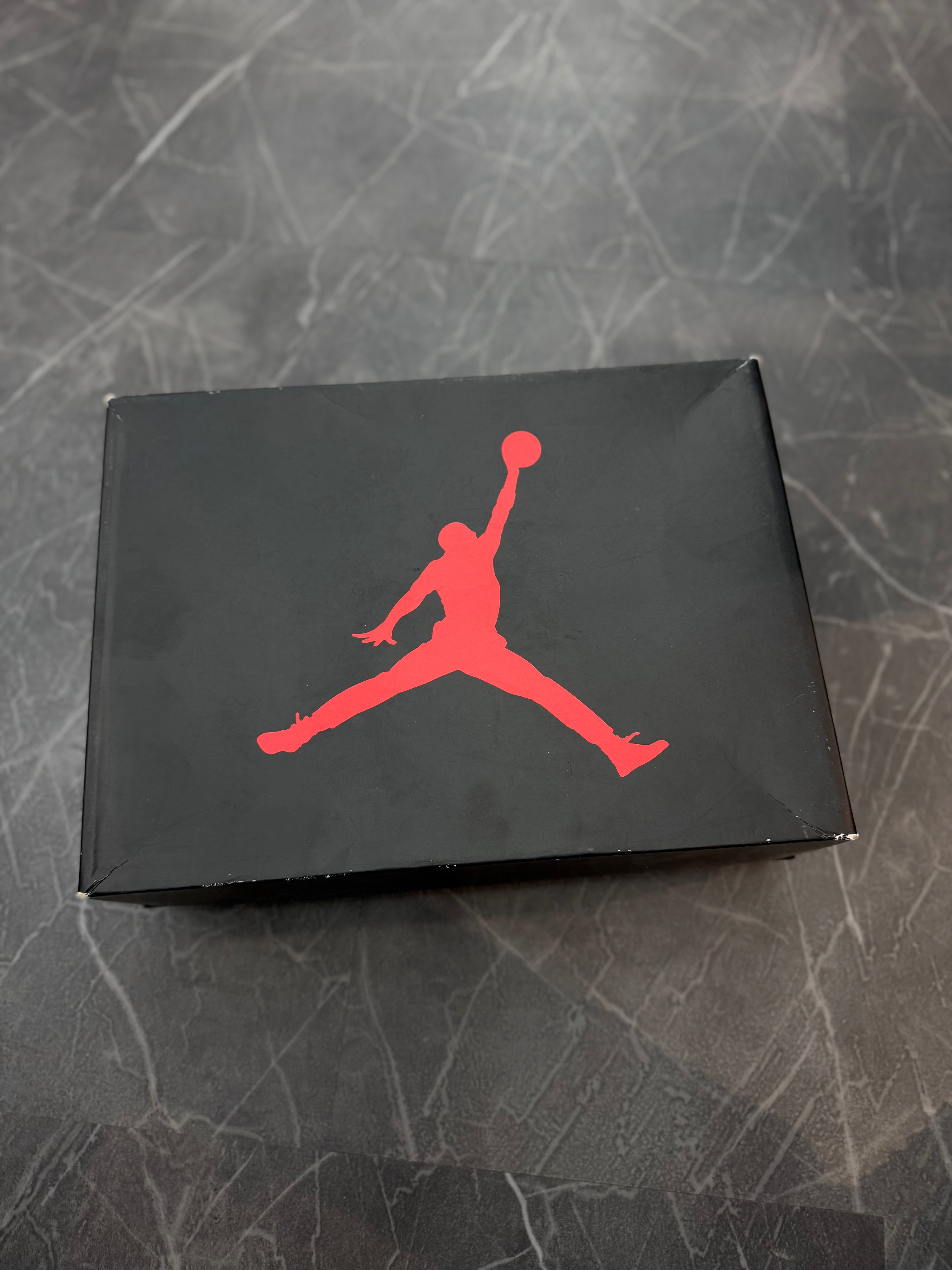 Jordan 3 “Black Cat”