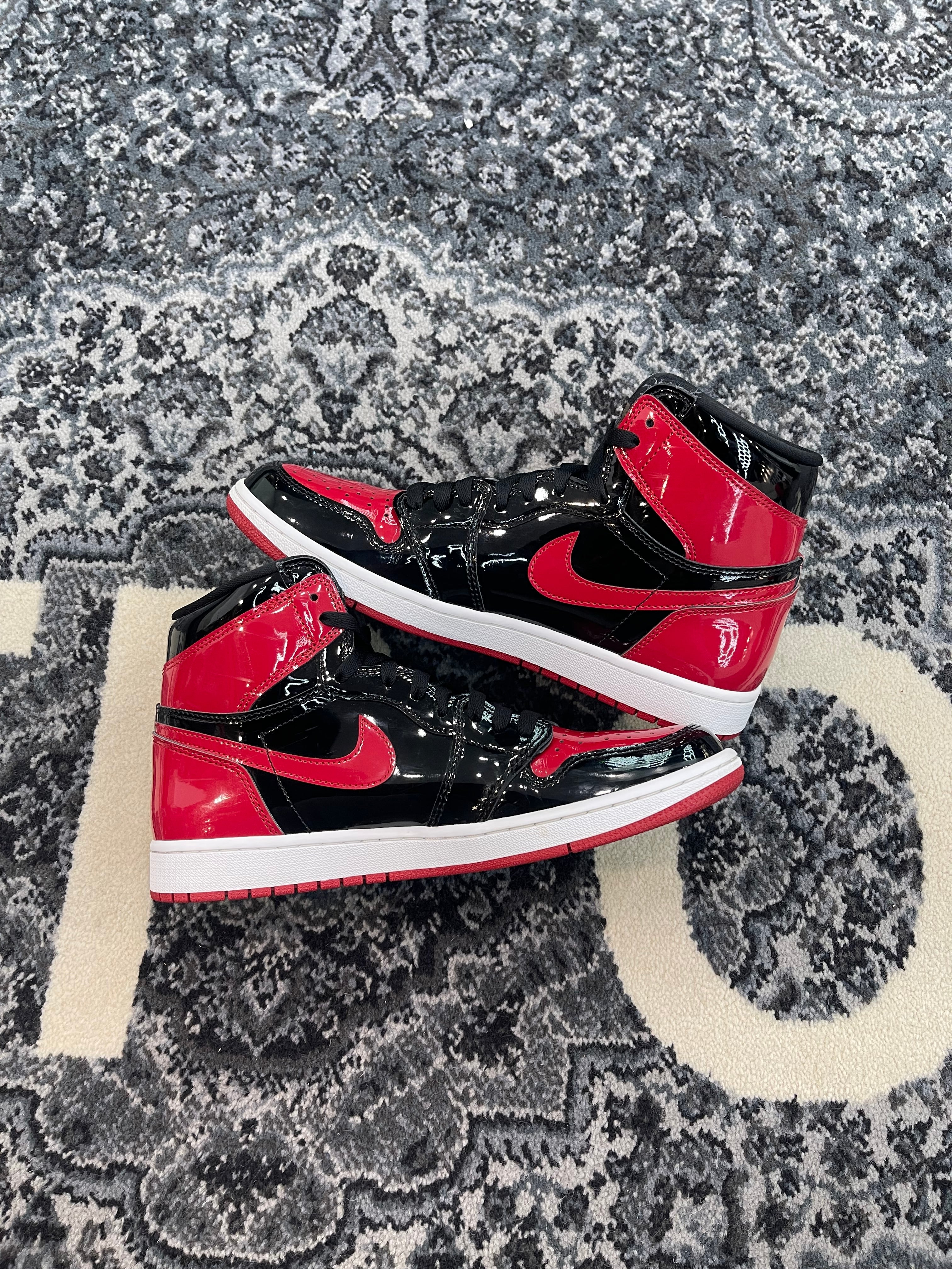 Jordan 1 “Patent Bred”