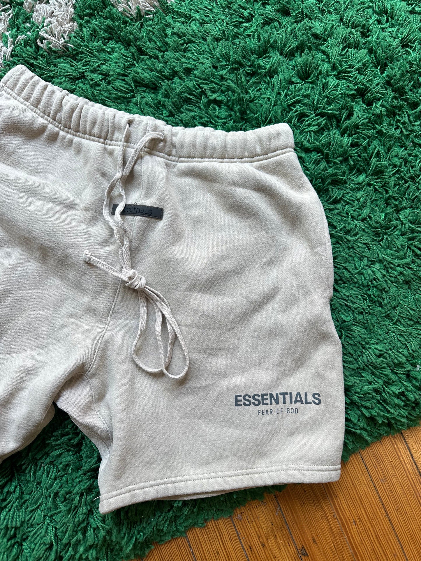 Essentials Shorts “Tan”