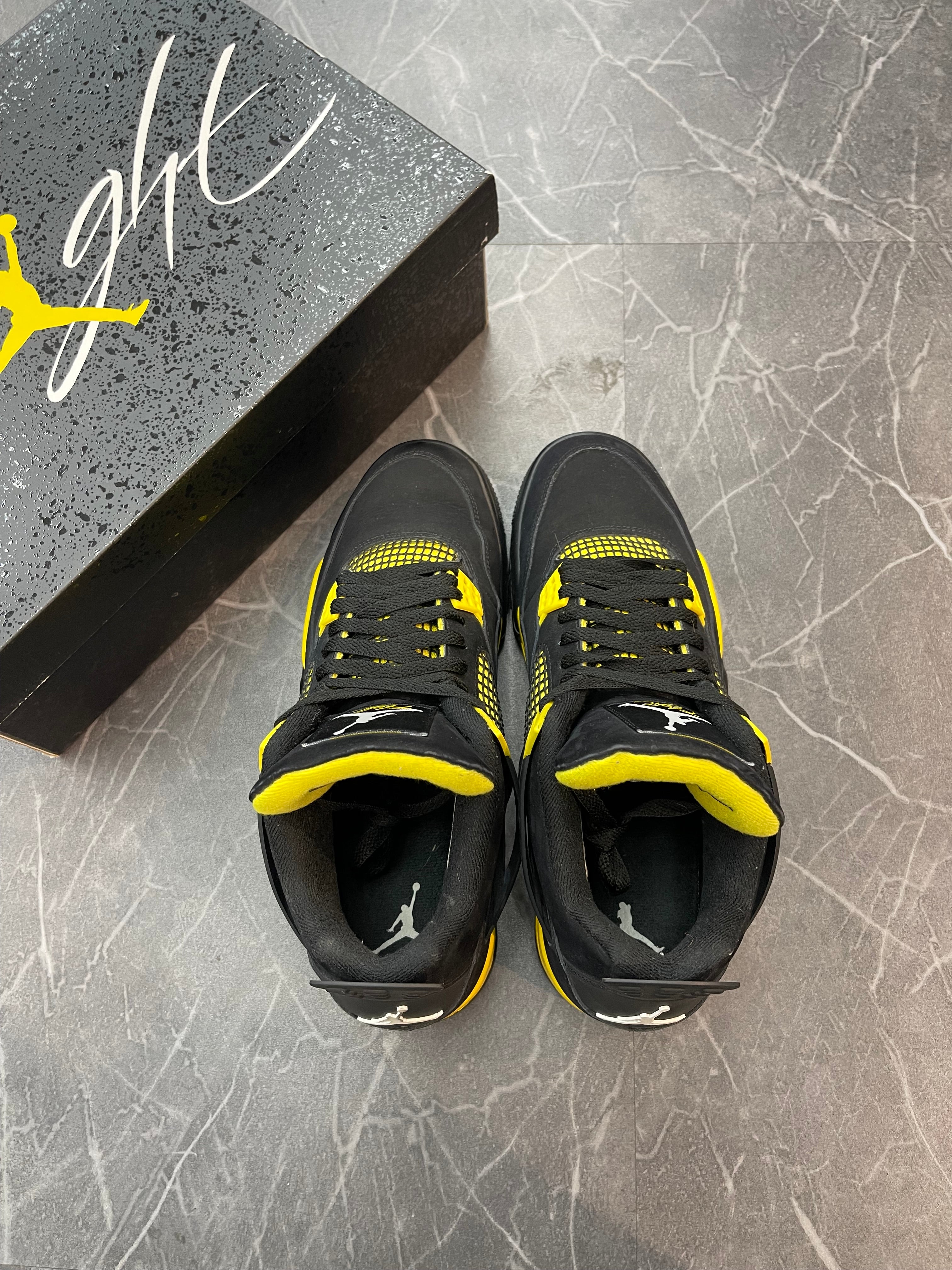 Jordan 4 “Thunder”
