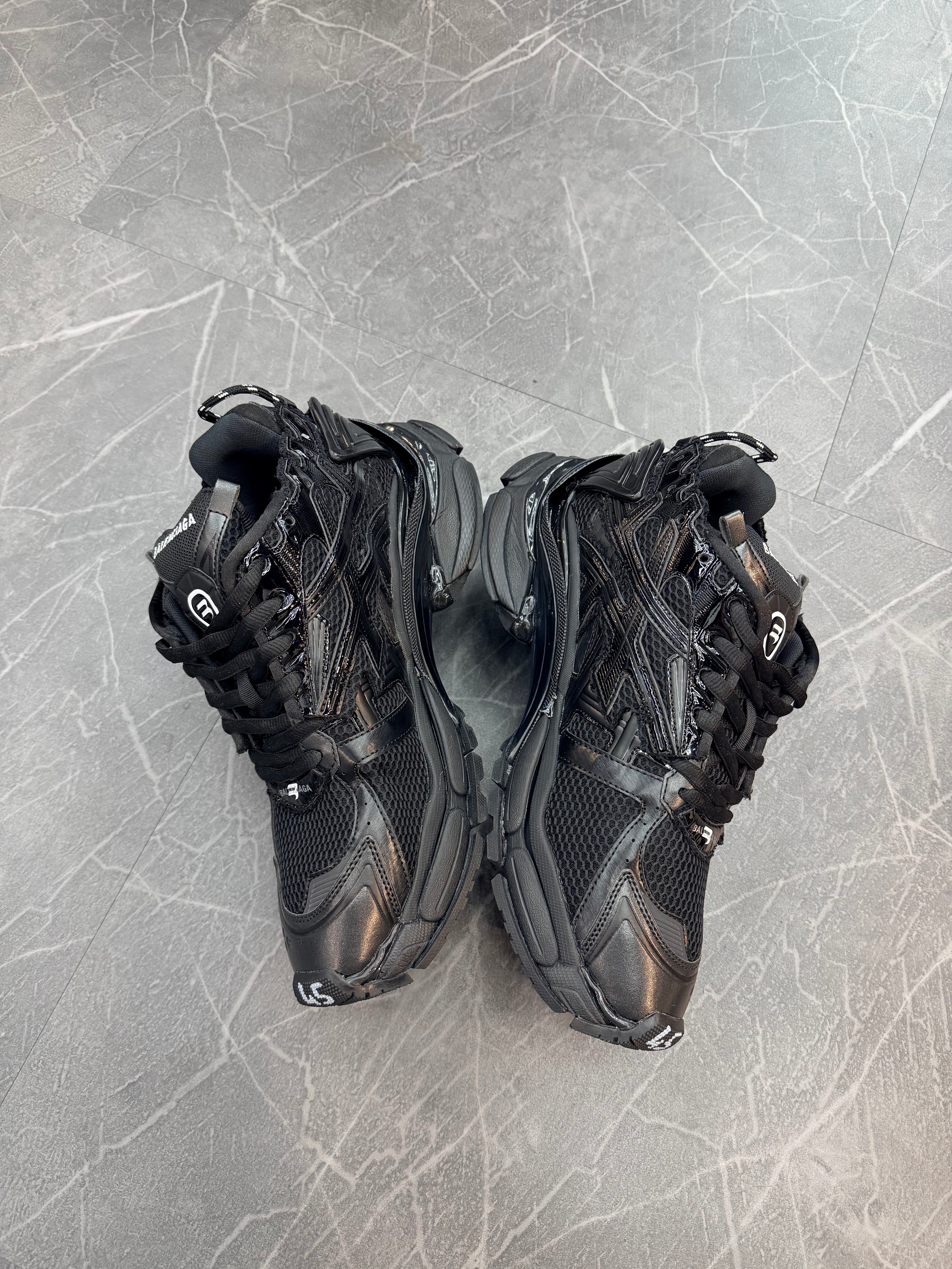 Balenciaga Runner “Black”