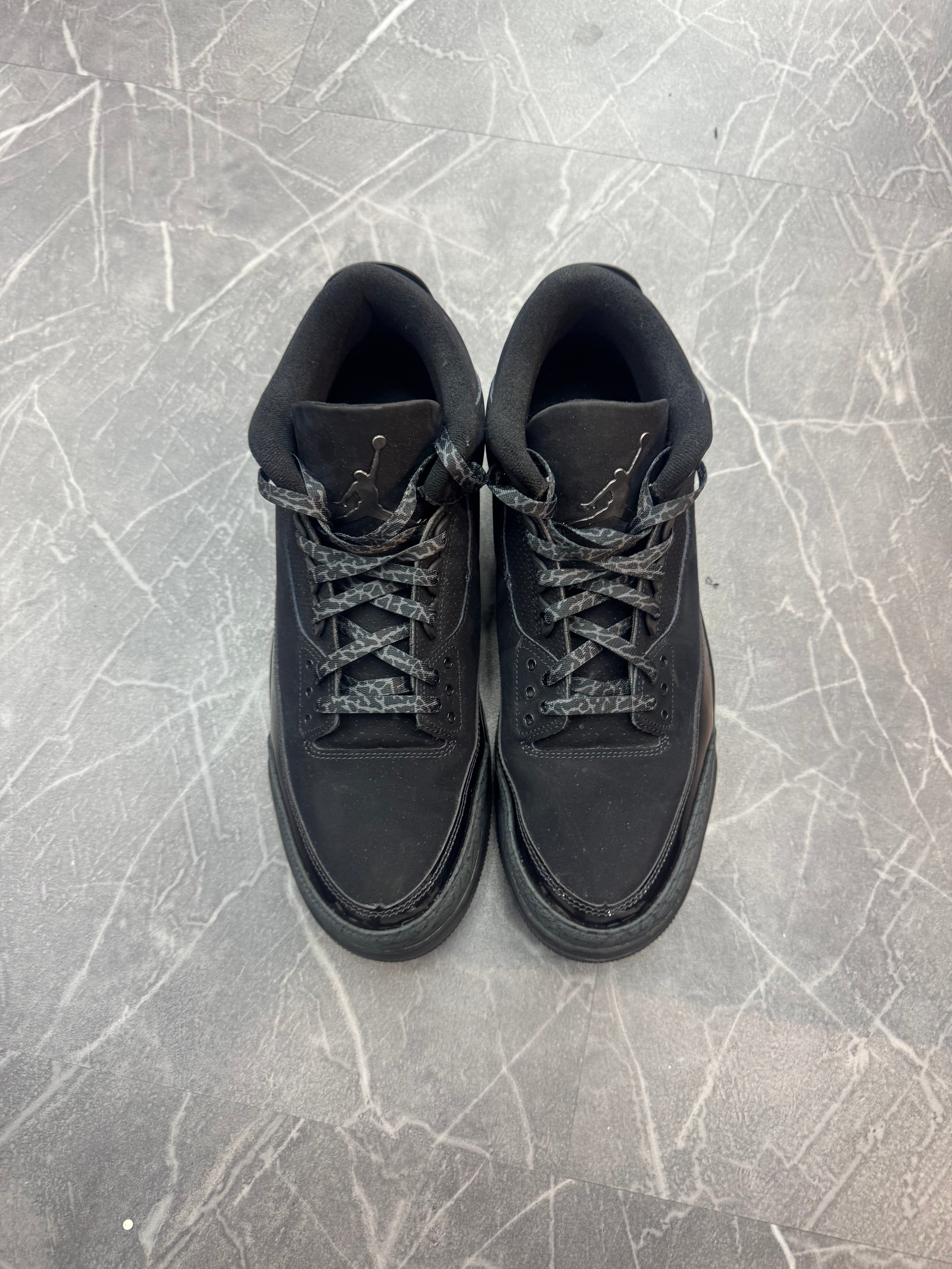 Jordan 3 Black Cat