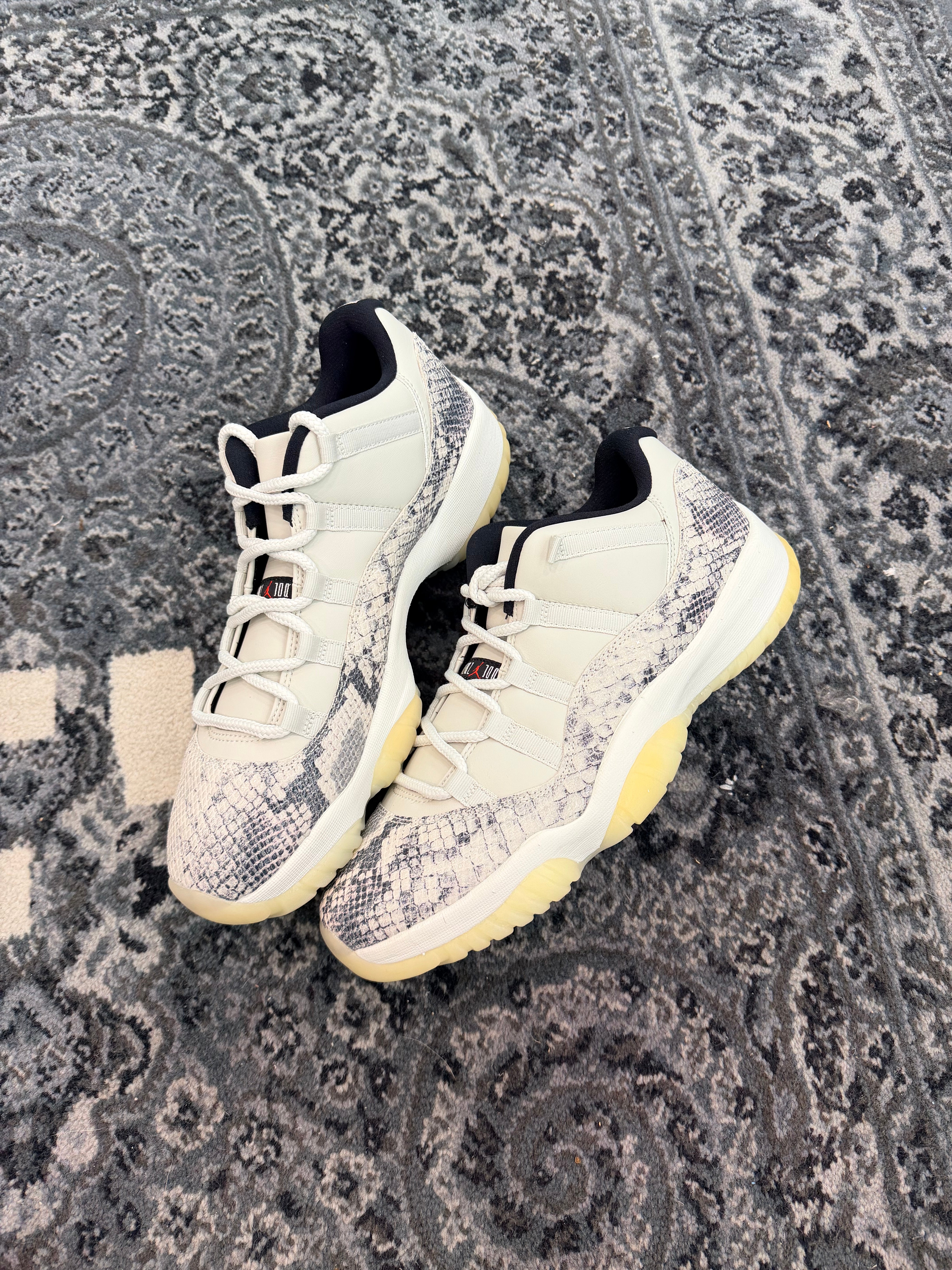 Jordan 11 Low “Snake Light Bone”