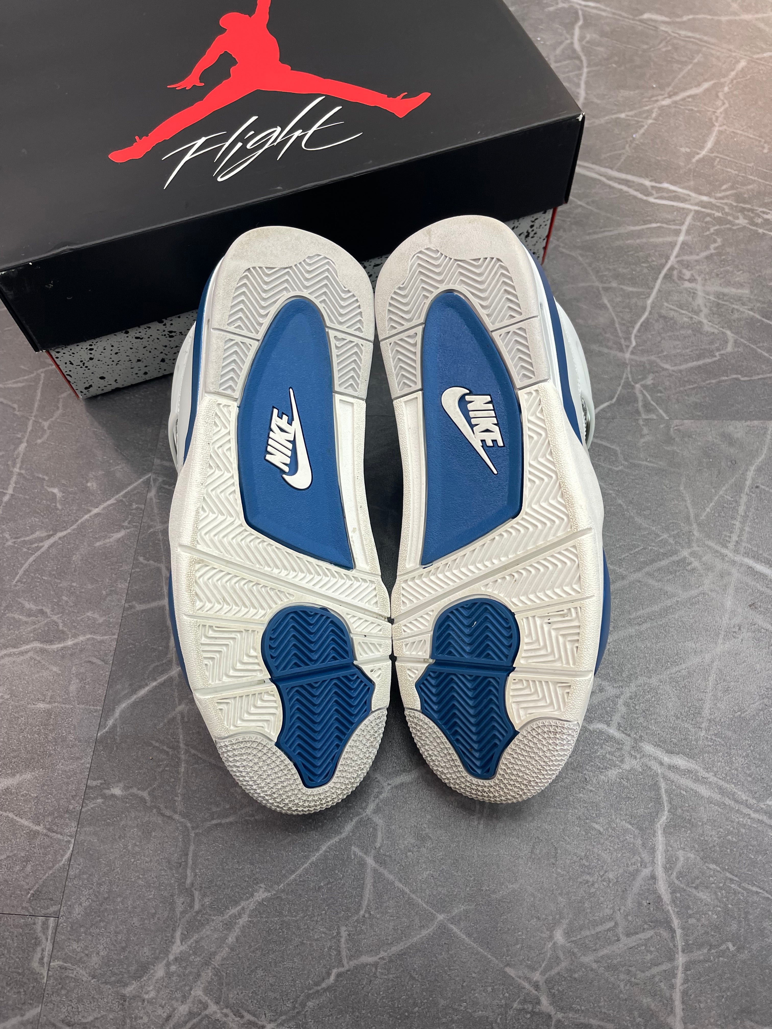 Jordan 4 “Military Blue” (2024)