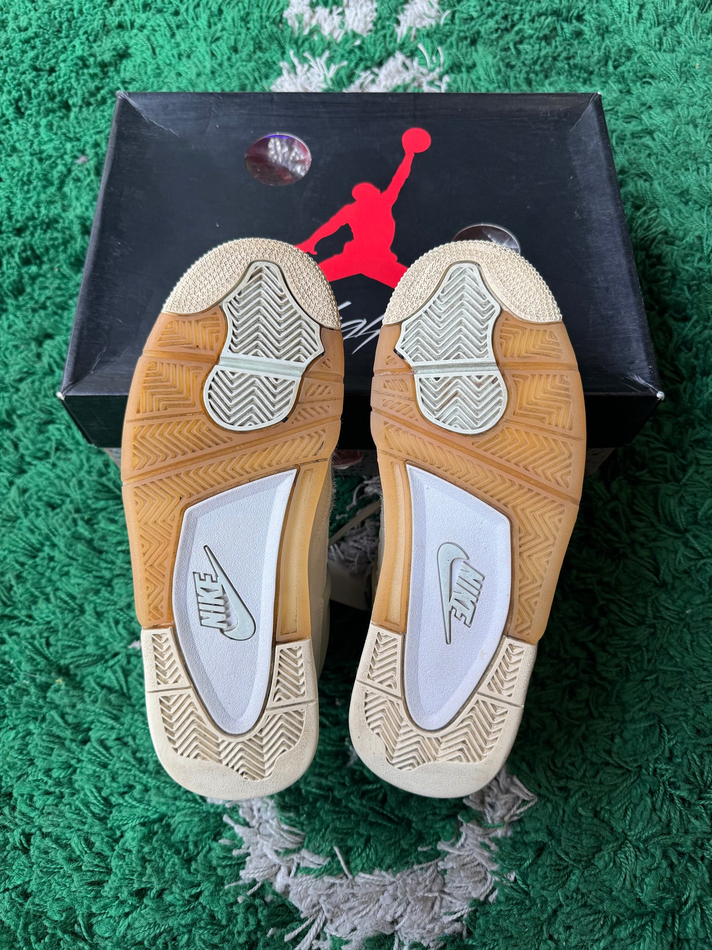 Jordan 4 Off White “Sail”