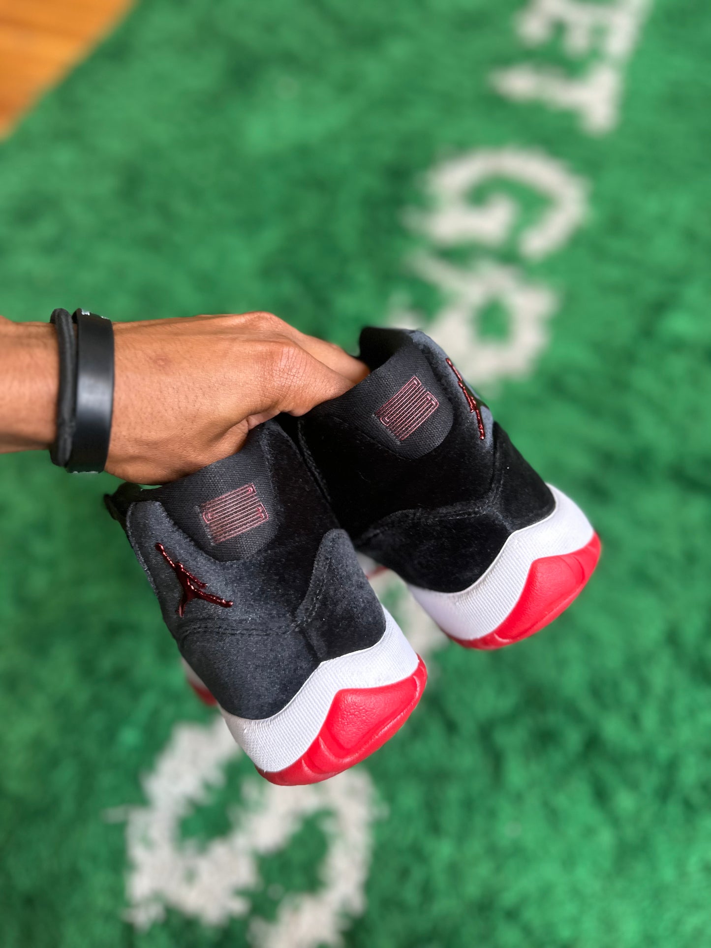 Jordan 11 “Bred Velvet”