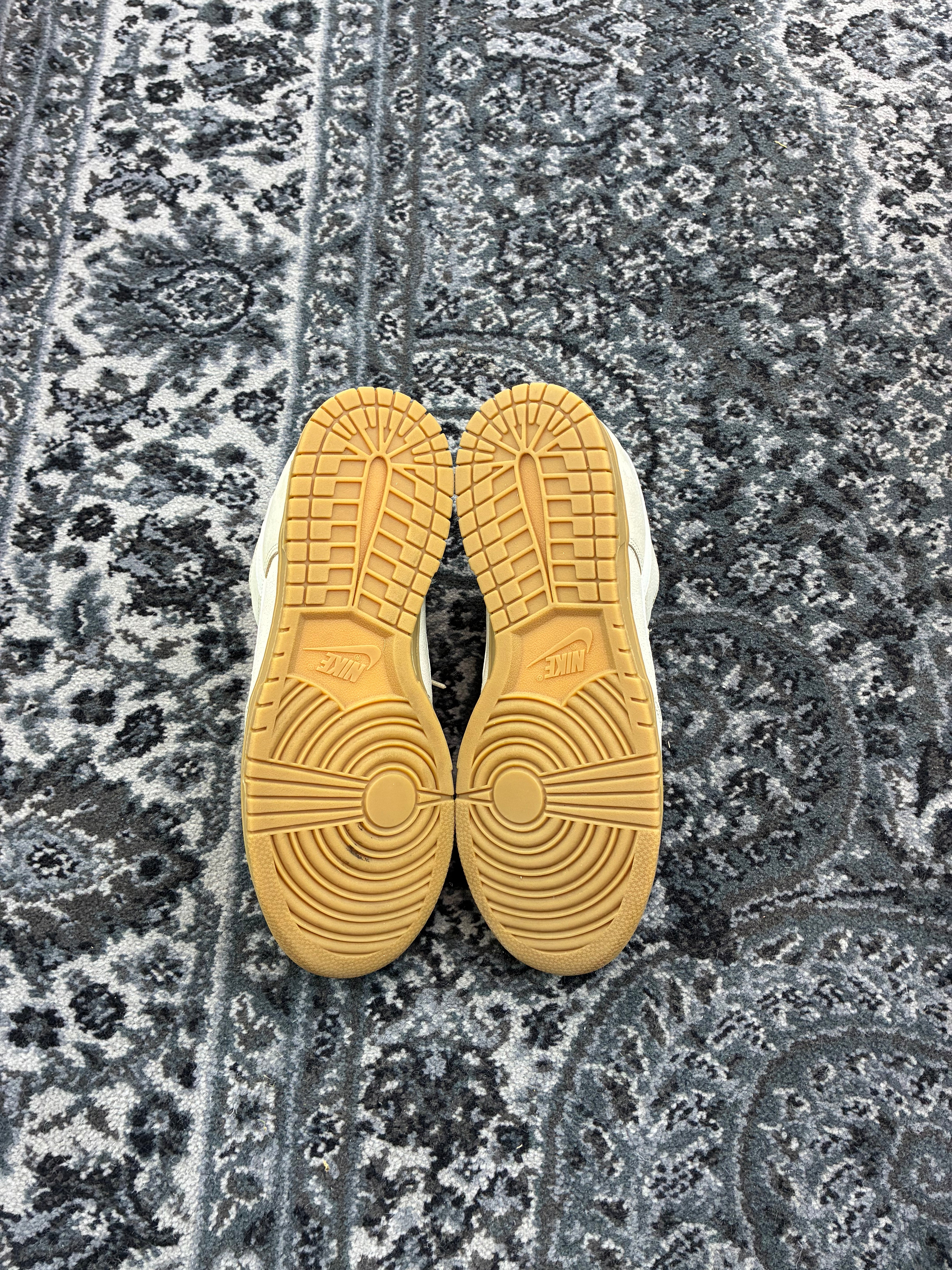 Nike Dunk Low “Hangul Dayl
