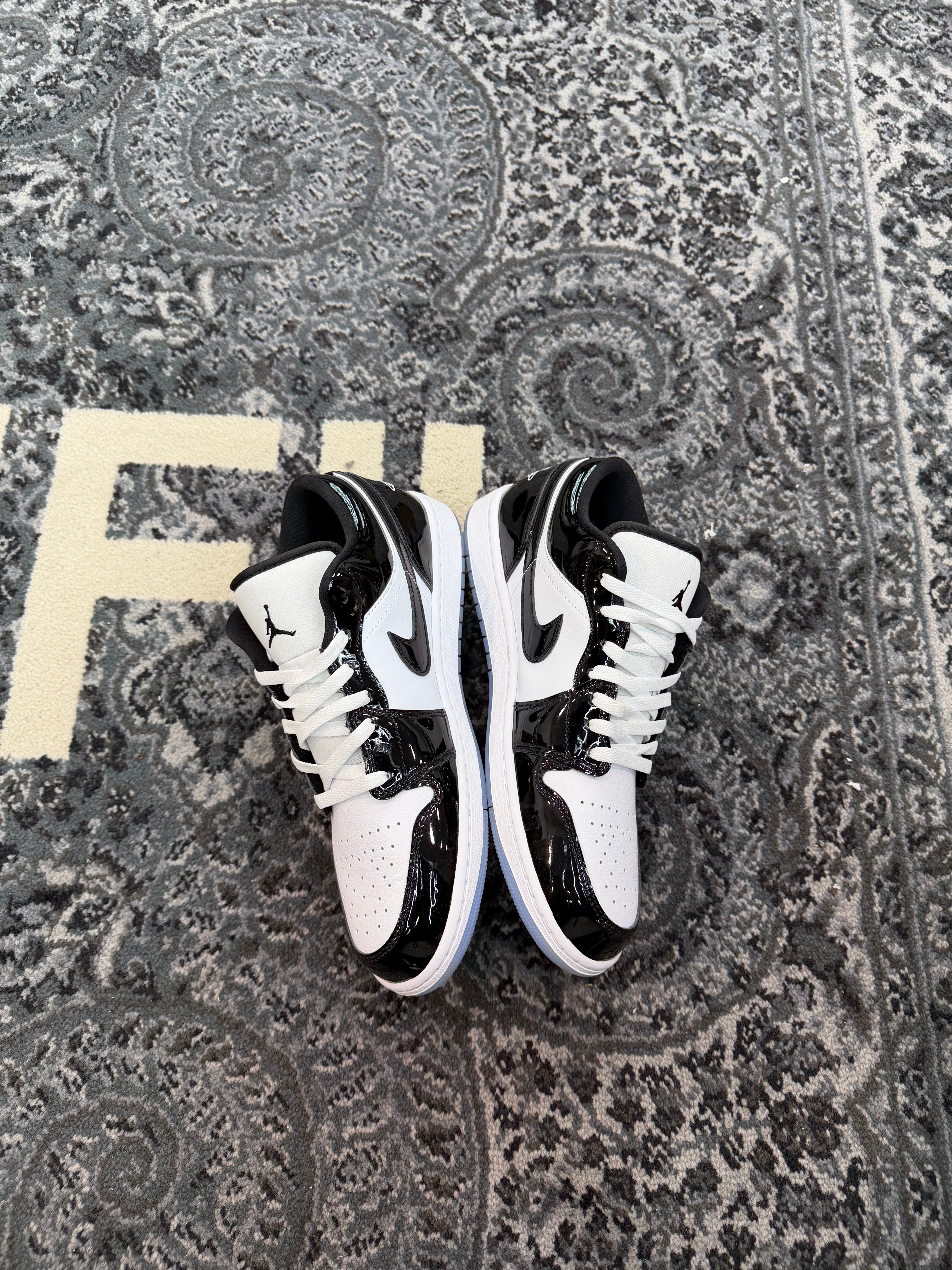 Jordan 1 Low “Concord”