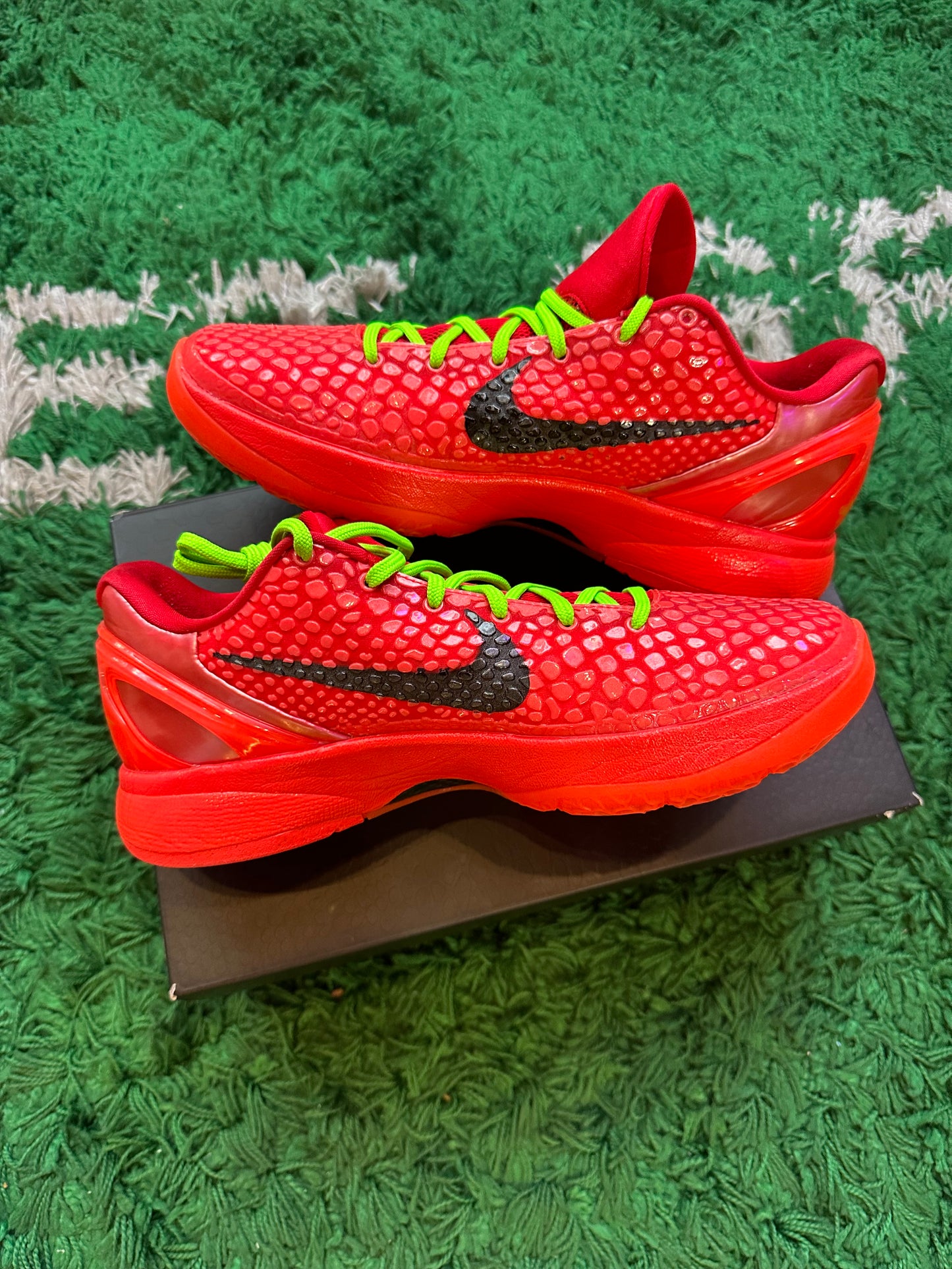 Nike Kobe 6 Protro “Reverse Grinch”