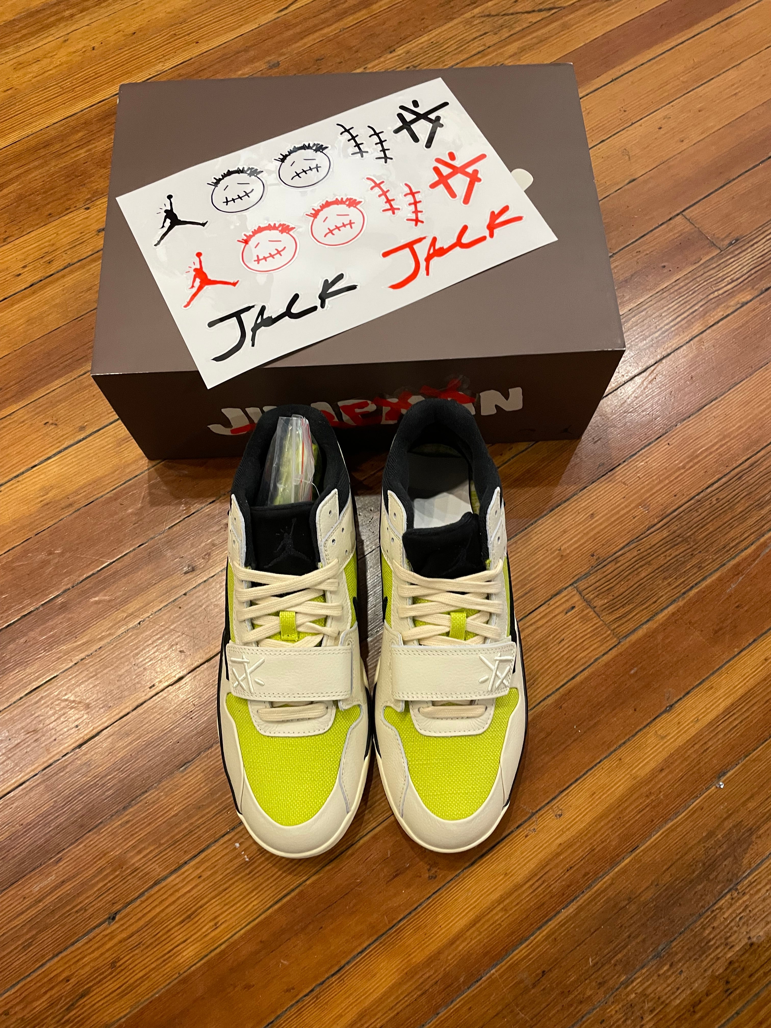 Travis Scott Jumpman Jack “Bright Cactus”
