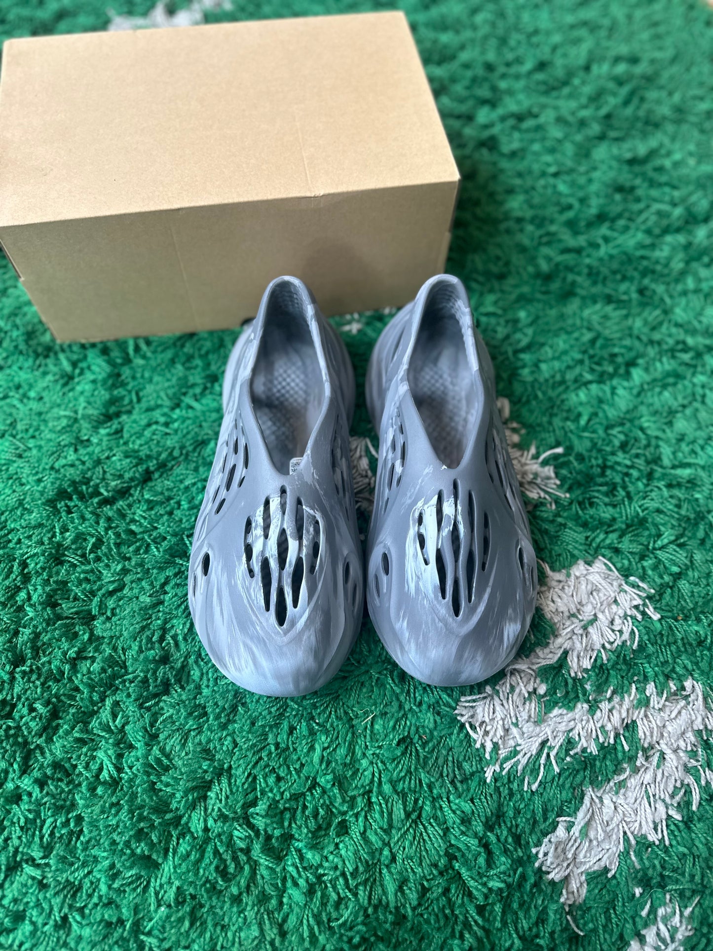 Yeezy Foam Runner “Mx Granite”