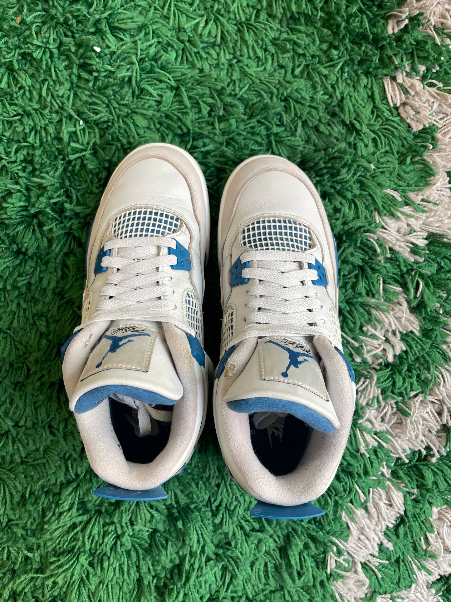 Jordan 4 “Military Blue” (GS)