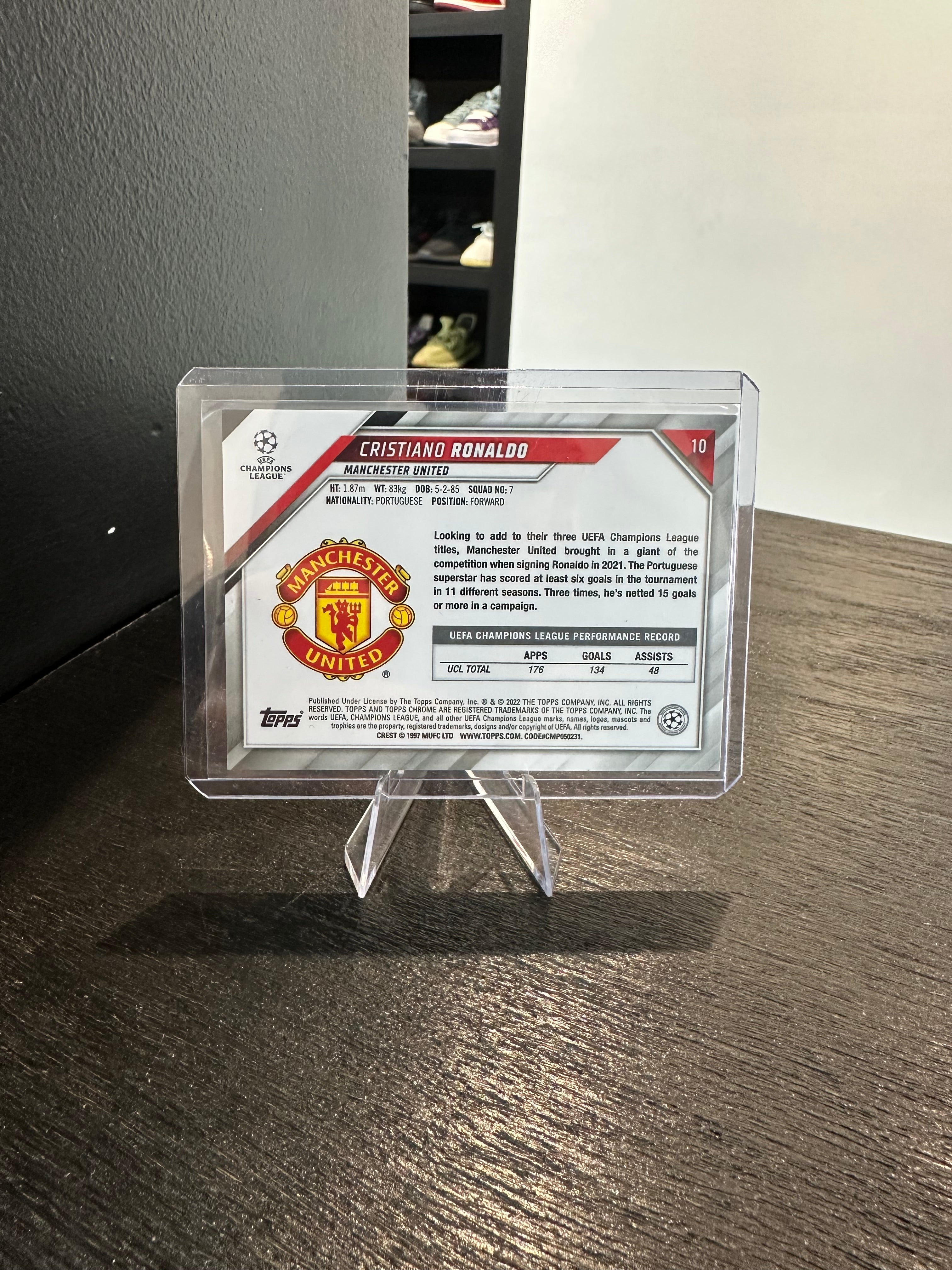 2021-22 Topps Chrome Cristiano Ronaldo #10 White and Black Raywave