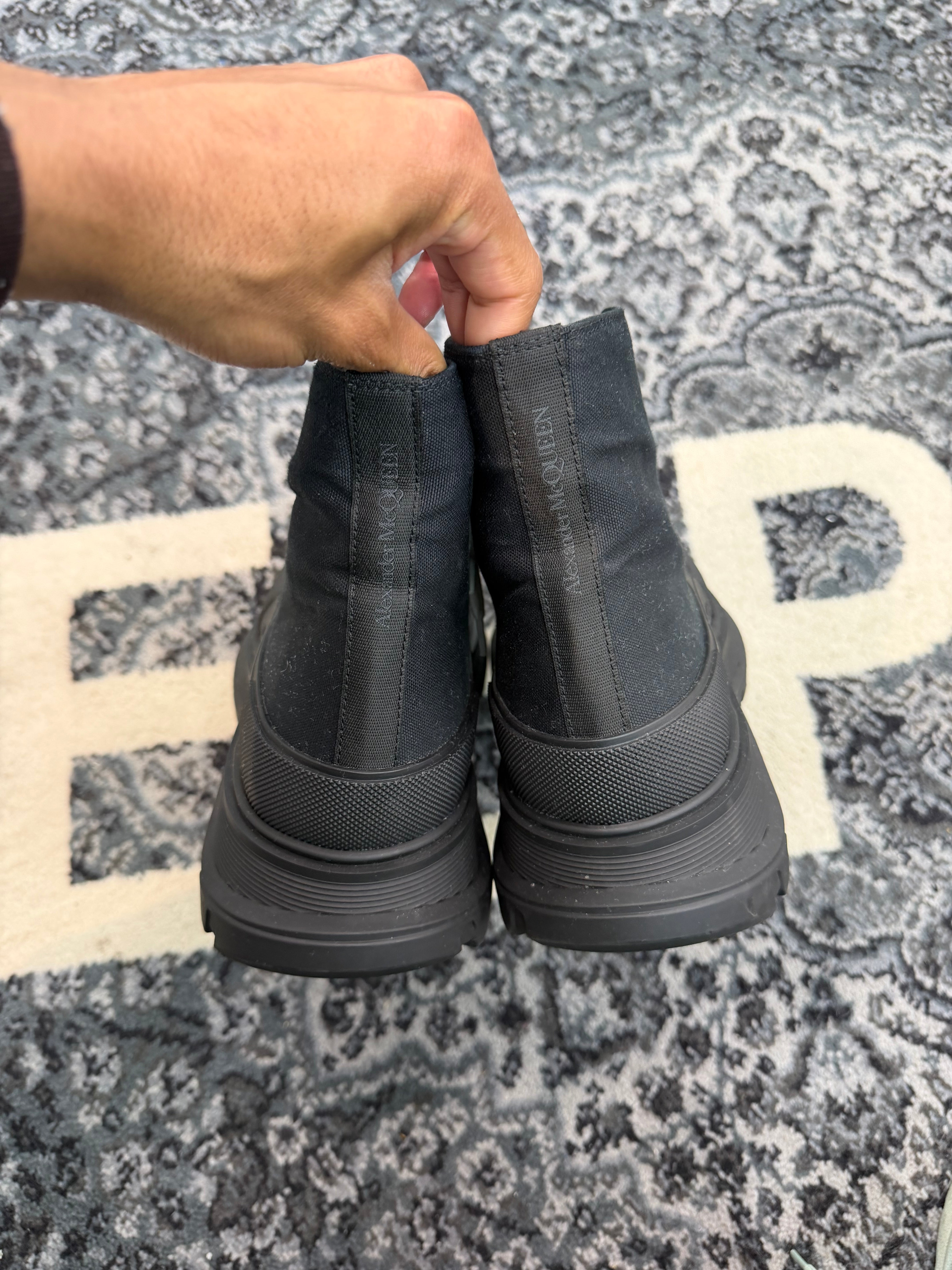 Alexander McQueen High Top Boot “Black”
