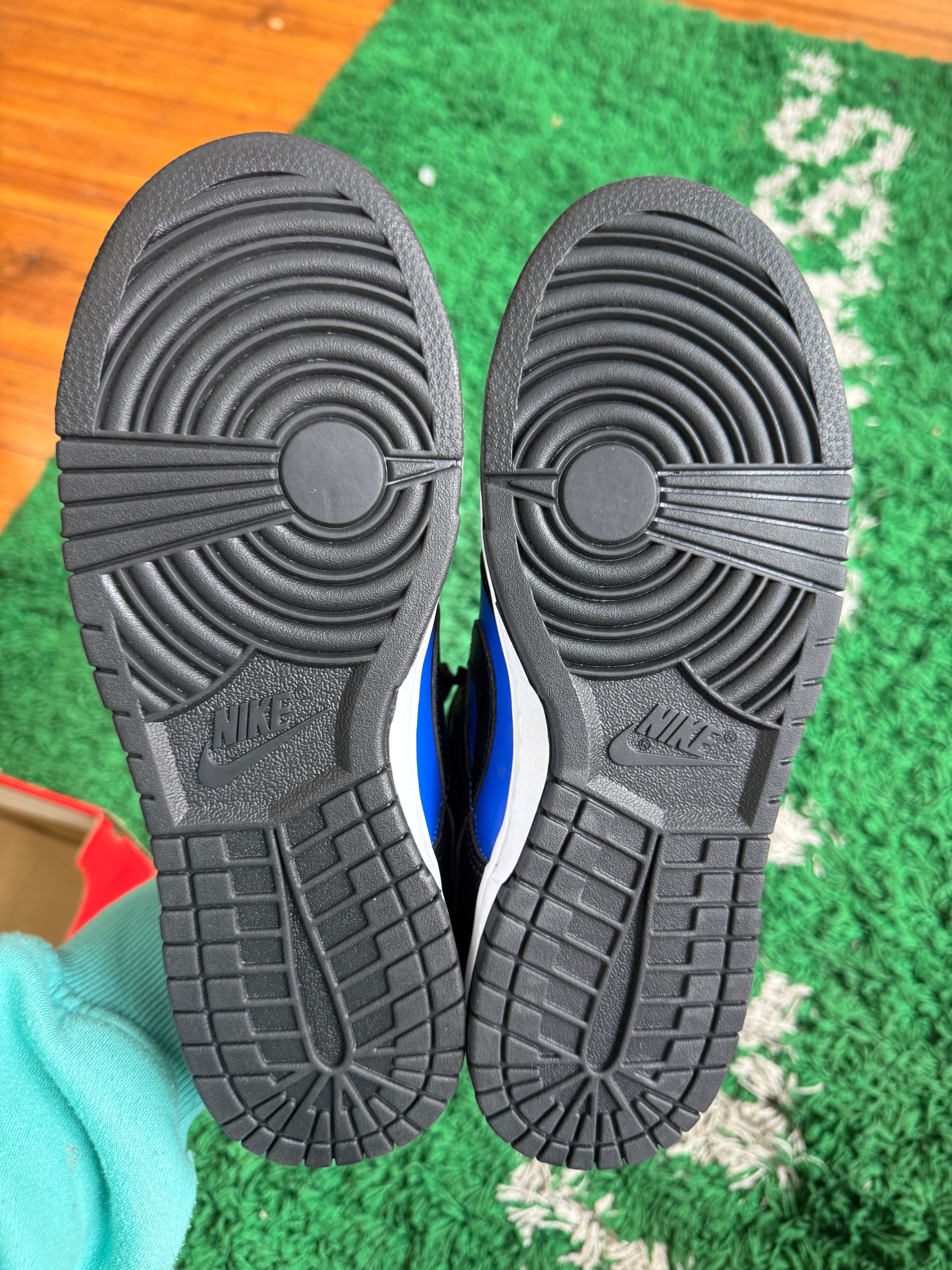 Nike Dunk Low “Hyper Royal”