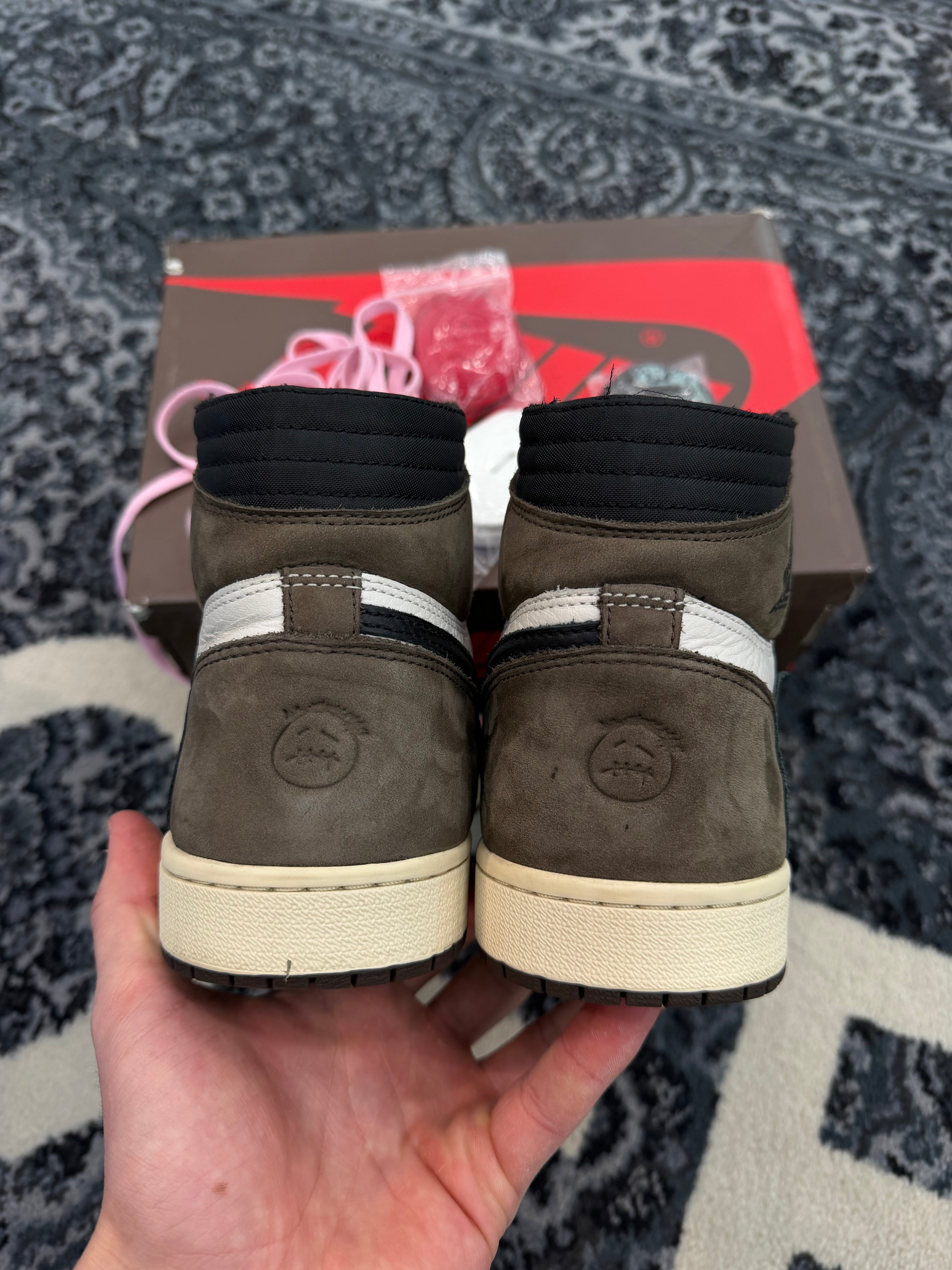 Jordan 1 High x Travis Scott “Mocha”