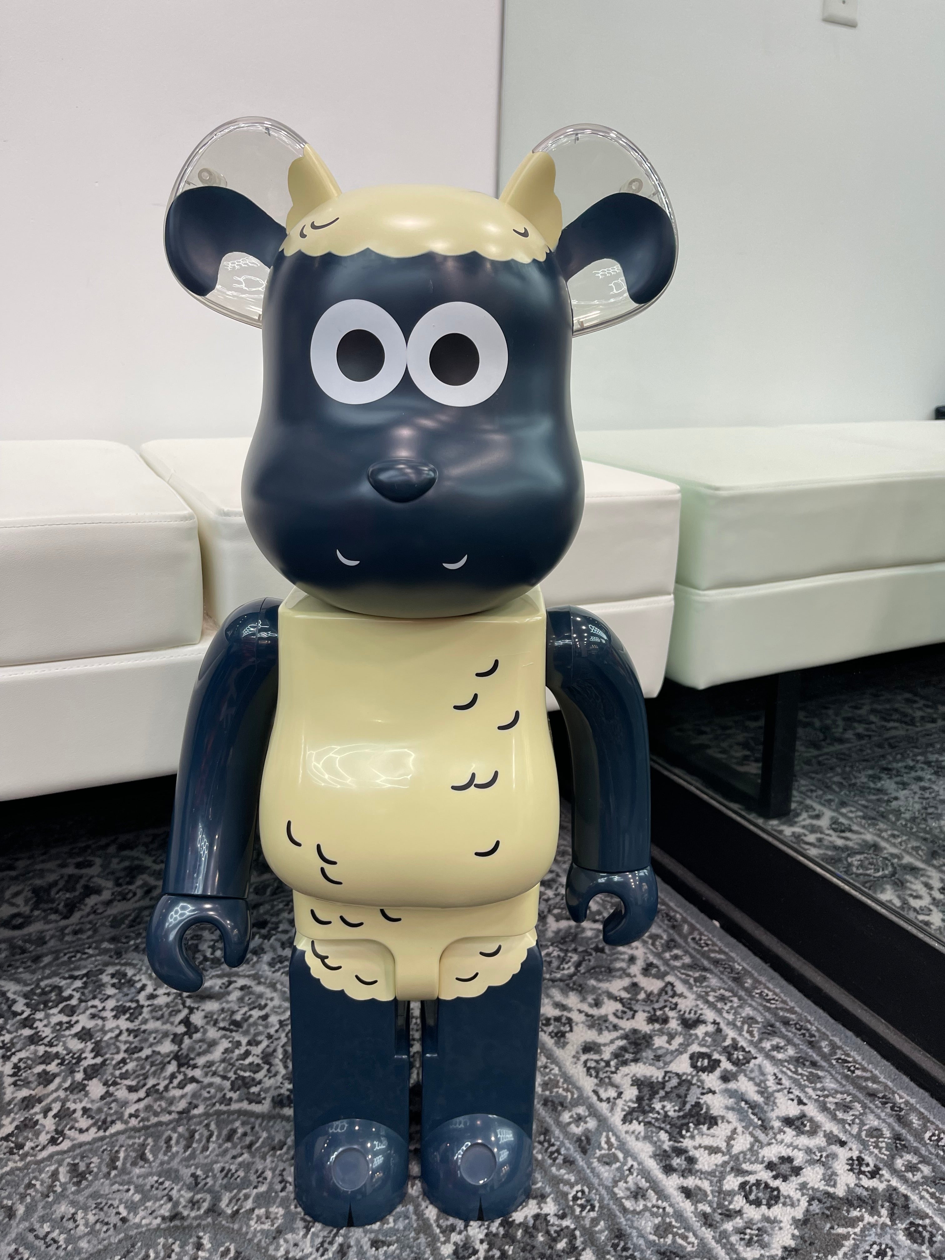 Bearbrick 1000% “Shaun the Sheep”
