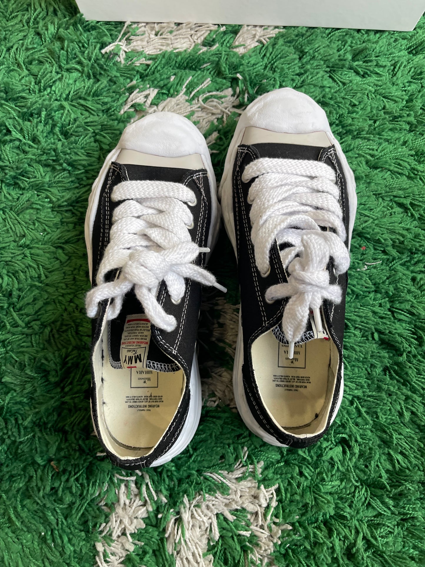 Maison Mihara Yasuhiro “Black”