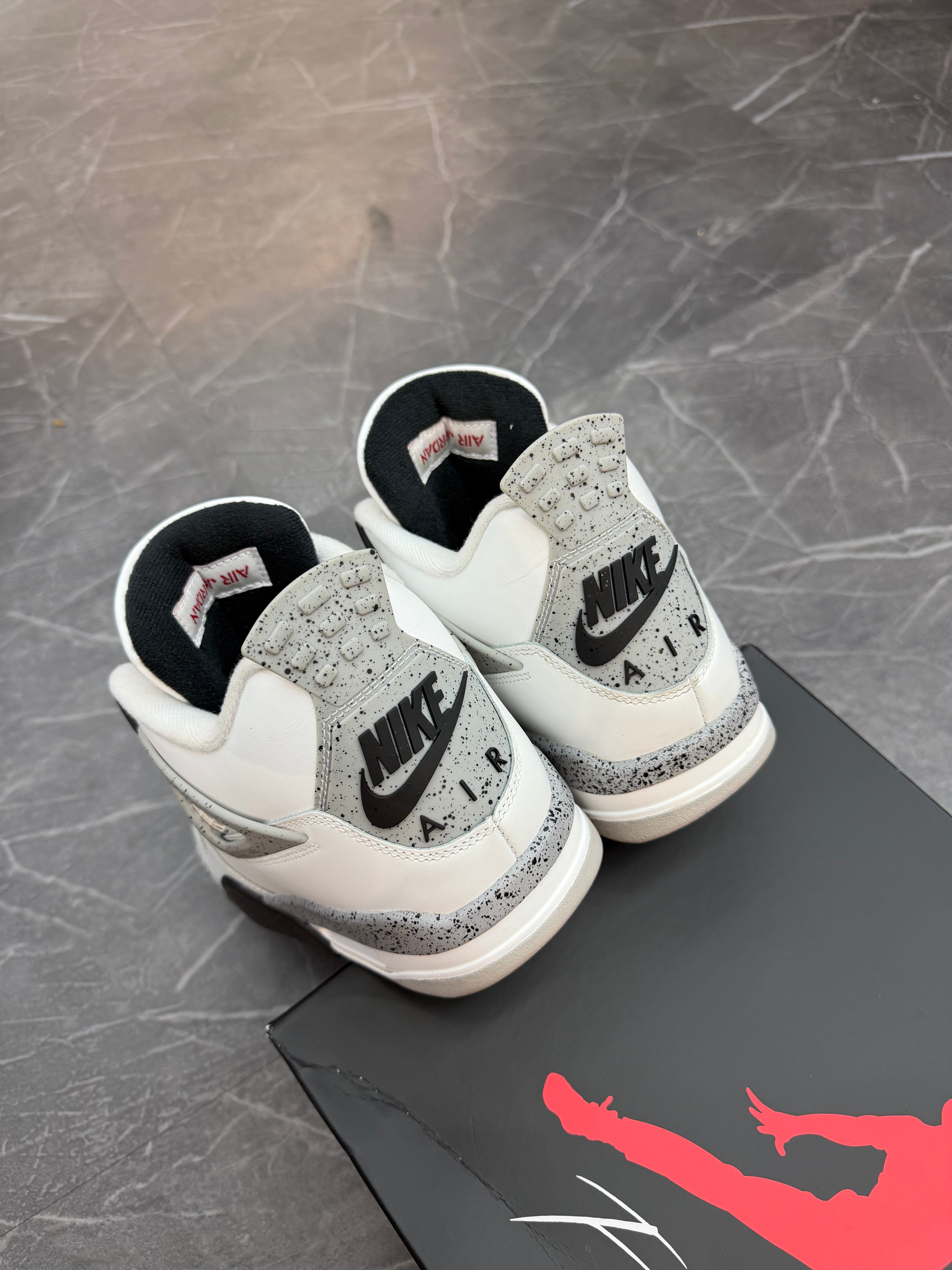 Jordan 4 “White Cement”