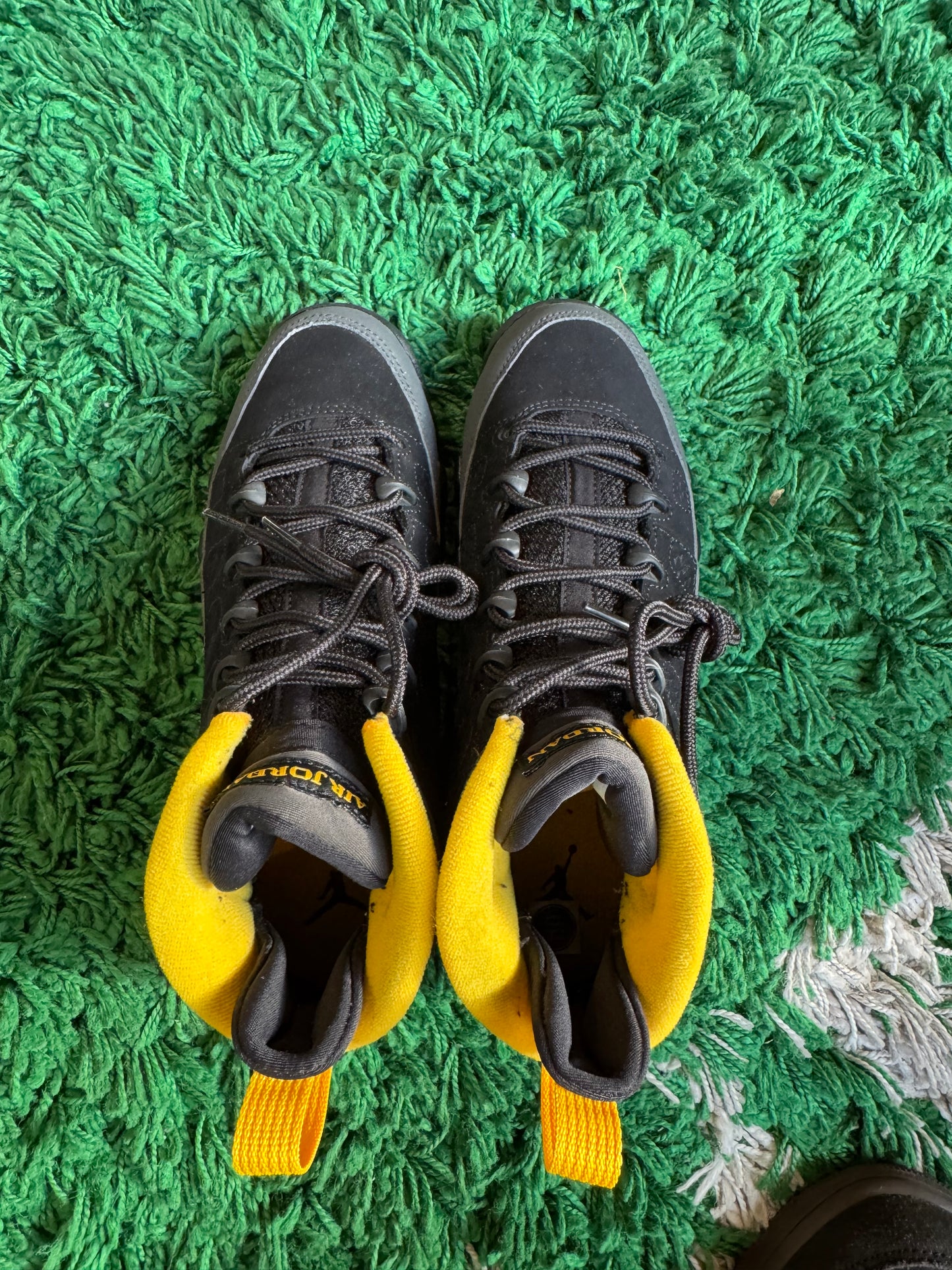 Jordan 9 “Charcoal”