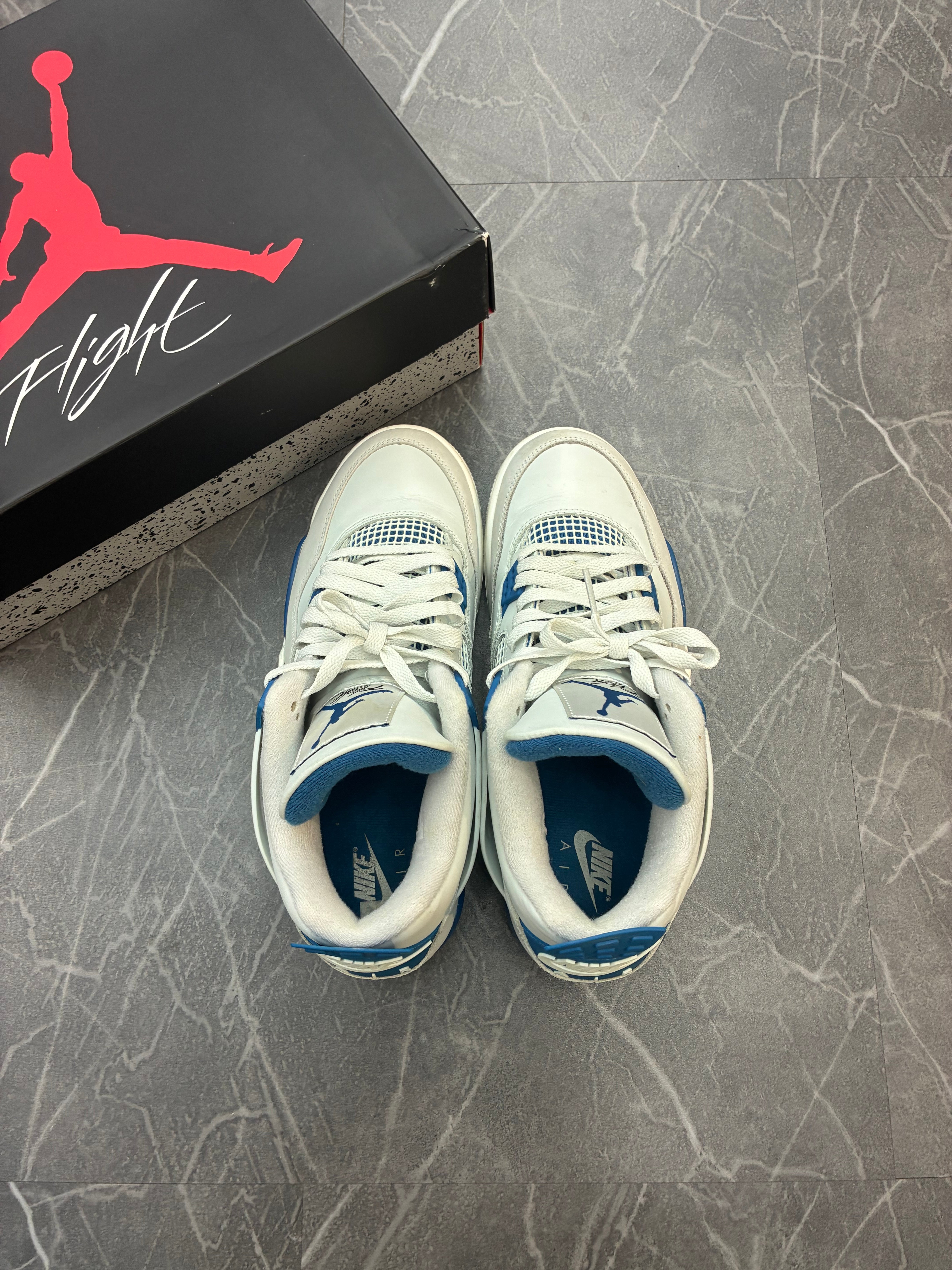 Jordan 4 “Military Blue”