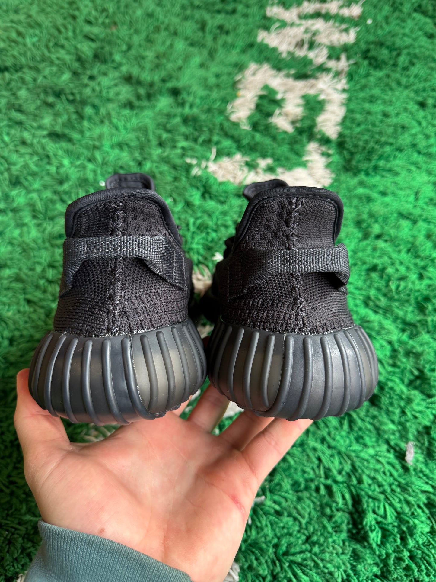 Yeezy 350 “Onyx”