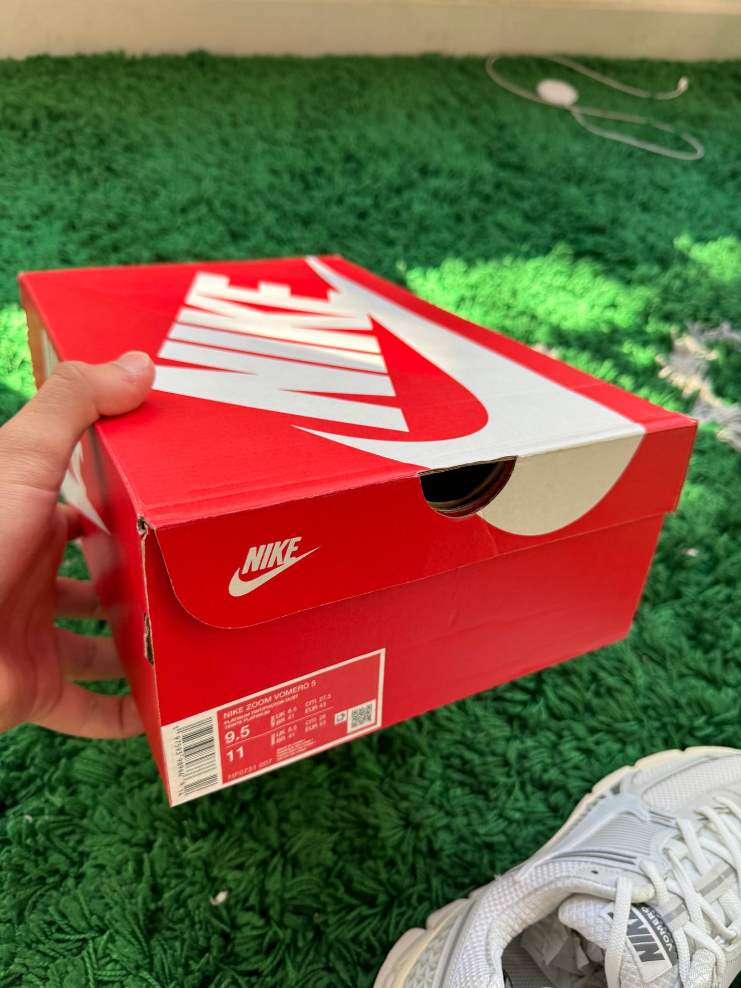 Nike Zoom Vomero 5 “Platinum Tint”