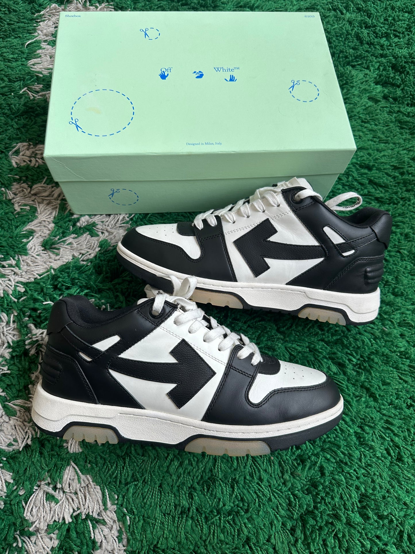 Off White Out Of Office “All Black”