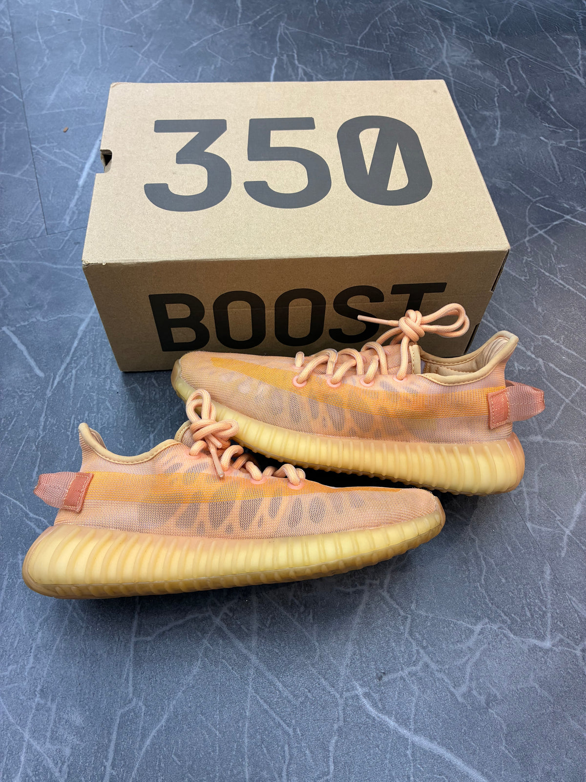 Yeezy Boost 350 “Mono Clay”